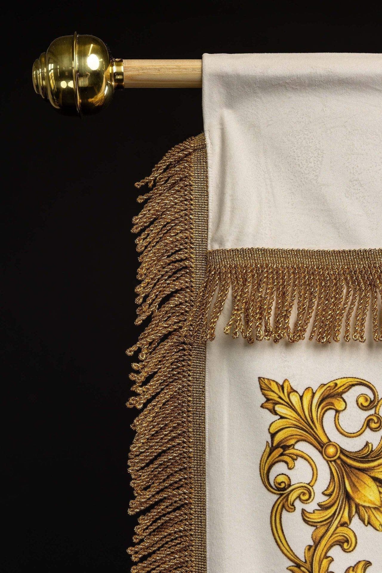 Chorągiew maryjna drukowana dwustronna z symbolem Serca i monogramem - alba.pl