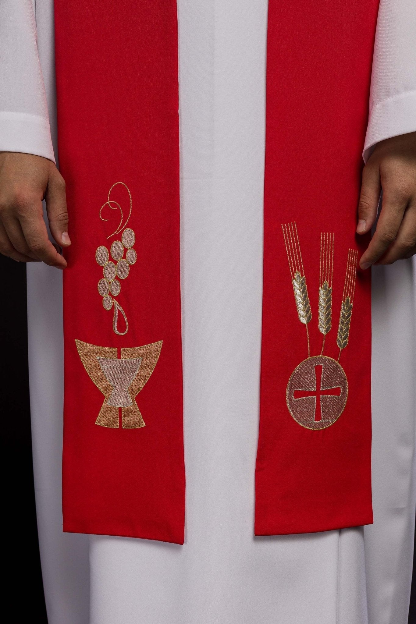 Czerwona stuła kapłańska haftowana Kielich, Kłosy i Winogrona - alba.pl