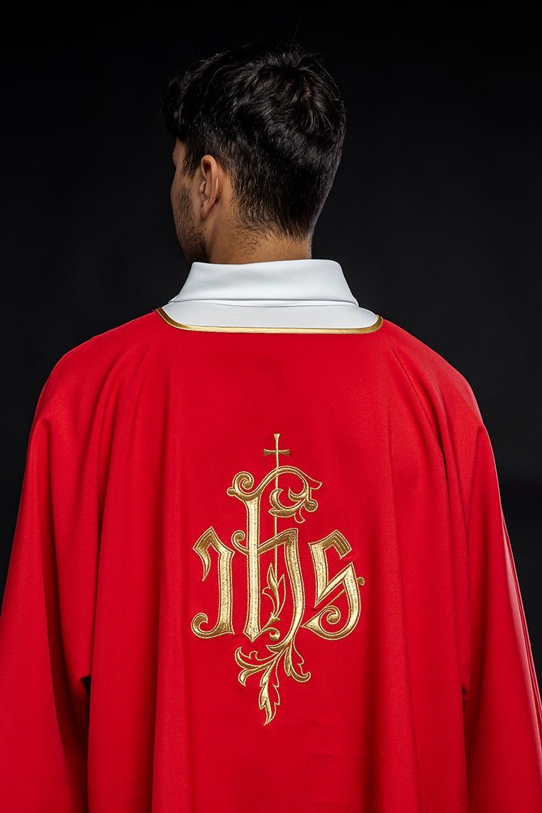 Dalmatyka Liturgiczna Czerwona z Haftem IHS Złotą Nicią - alba.pl