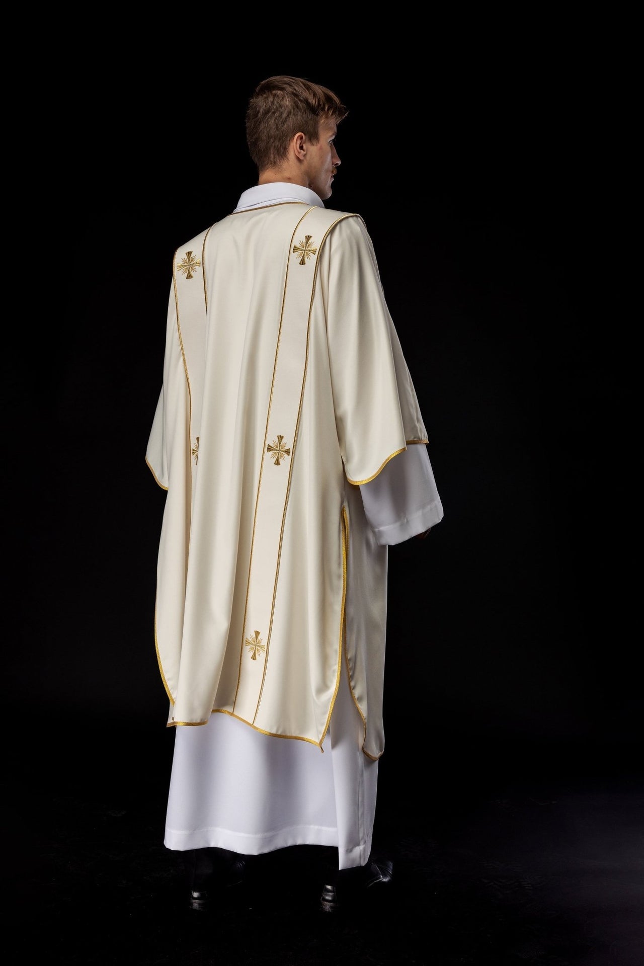 Dalmatyka Liturgiczna Ecru z Pasami i Złotym Krzyżem - alba.pl
