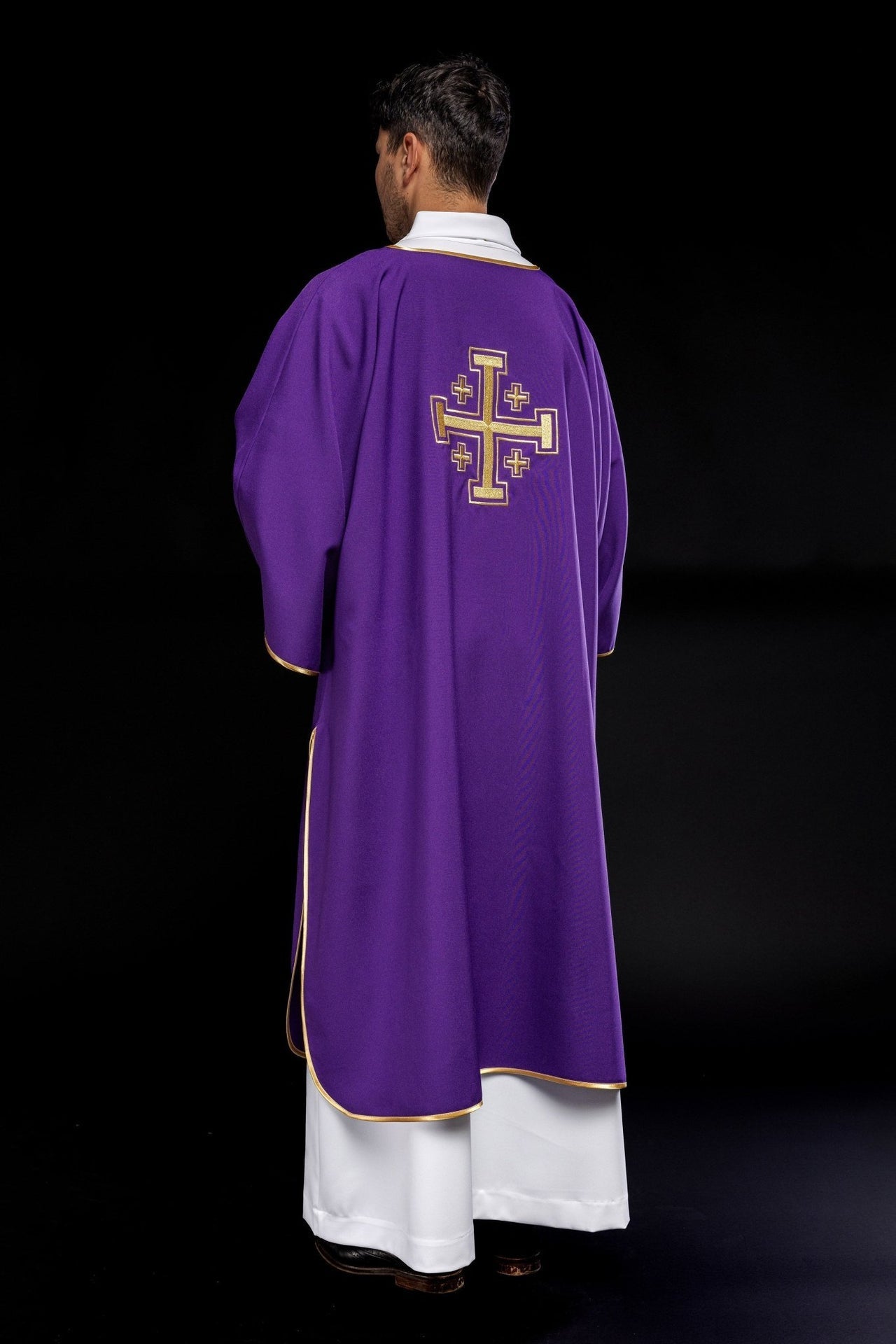 Fioletowa Dalmatyka Liturgiczna ze Złotym Krzyżem - Alba.pl - alba.pl