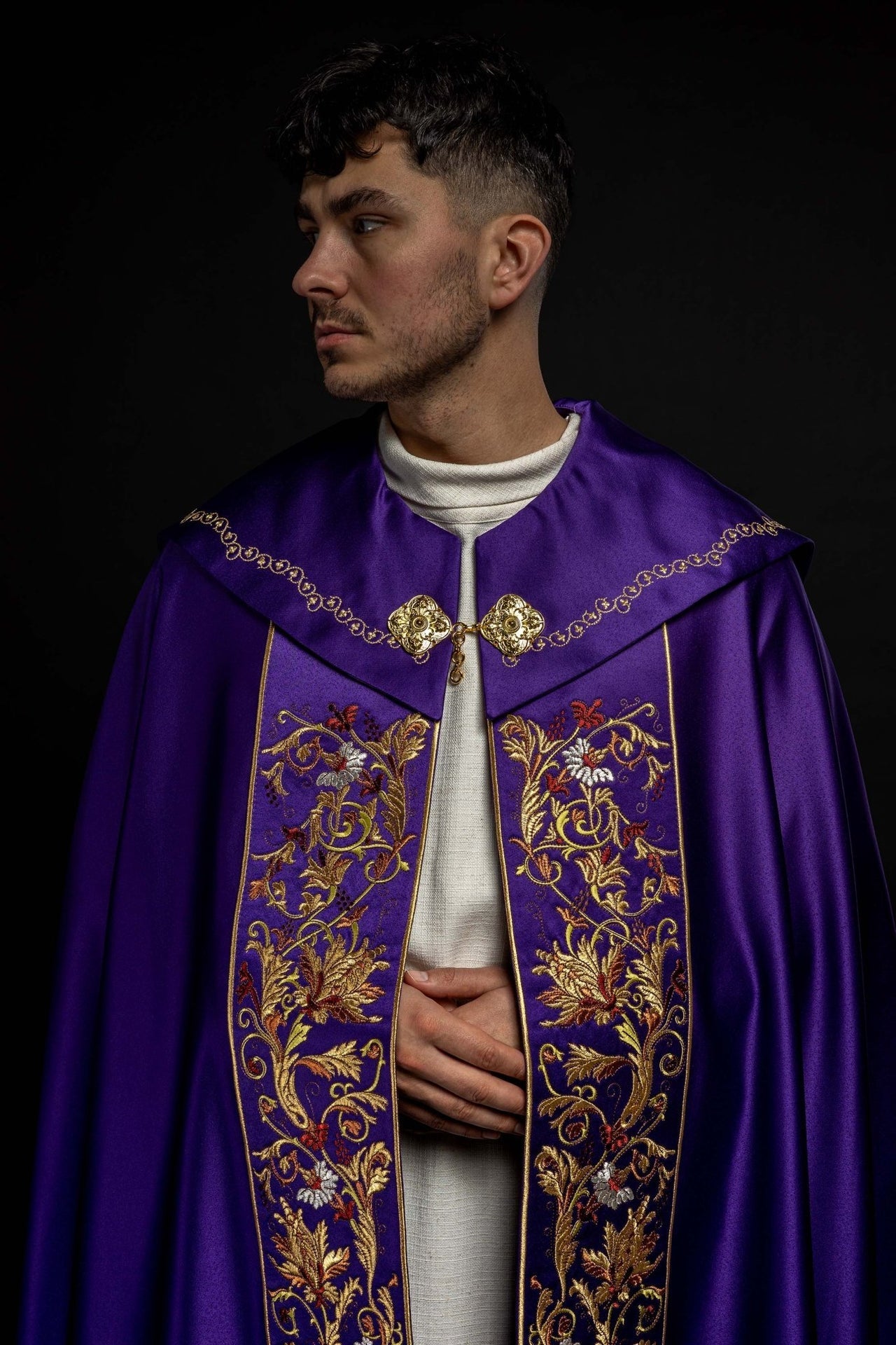 Kapa Eucharystyczna Fioletowa z Monogramem IHS - Satyna Nabłyszczana - alba.pl