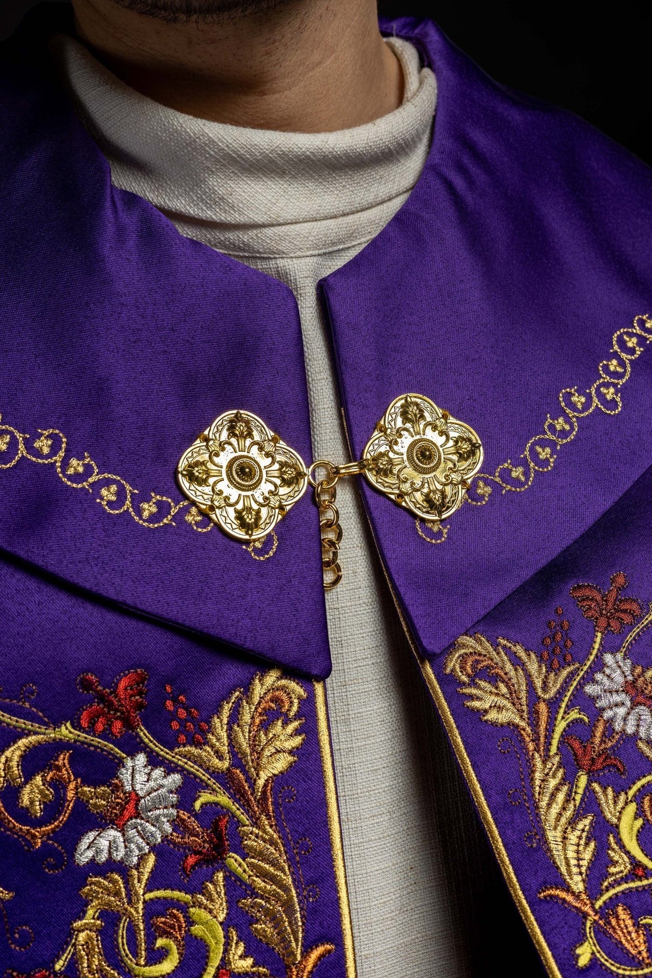Kapa Eucharystyczna Fioletowa z Monogramem IHS - Satyna Nabłyszczana - alba.pl