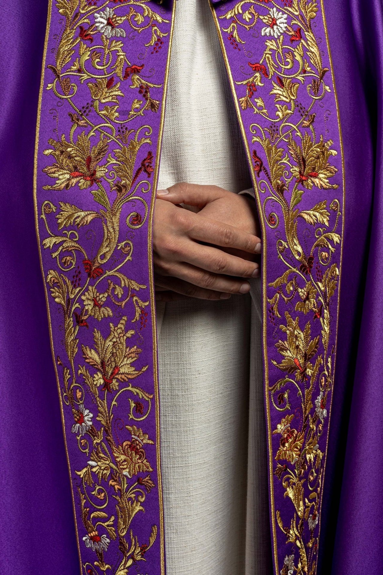 Kapa Eucharystyczna Fioletowa z Monogramem PX Haftowana - alba.pl