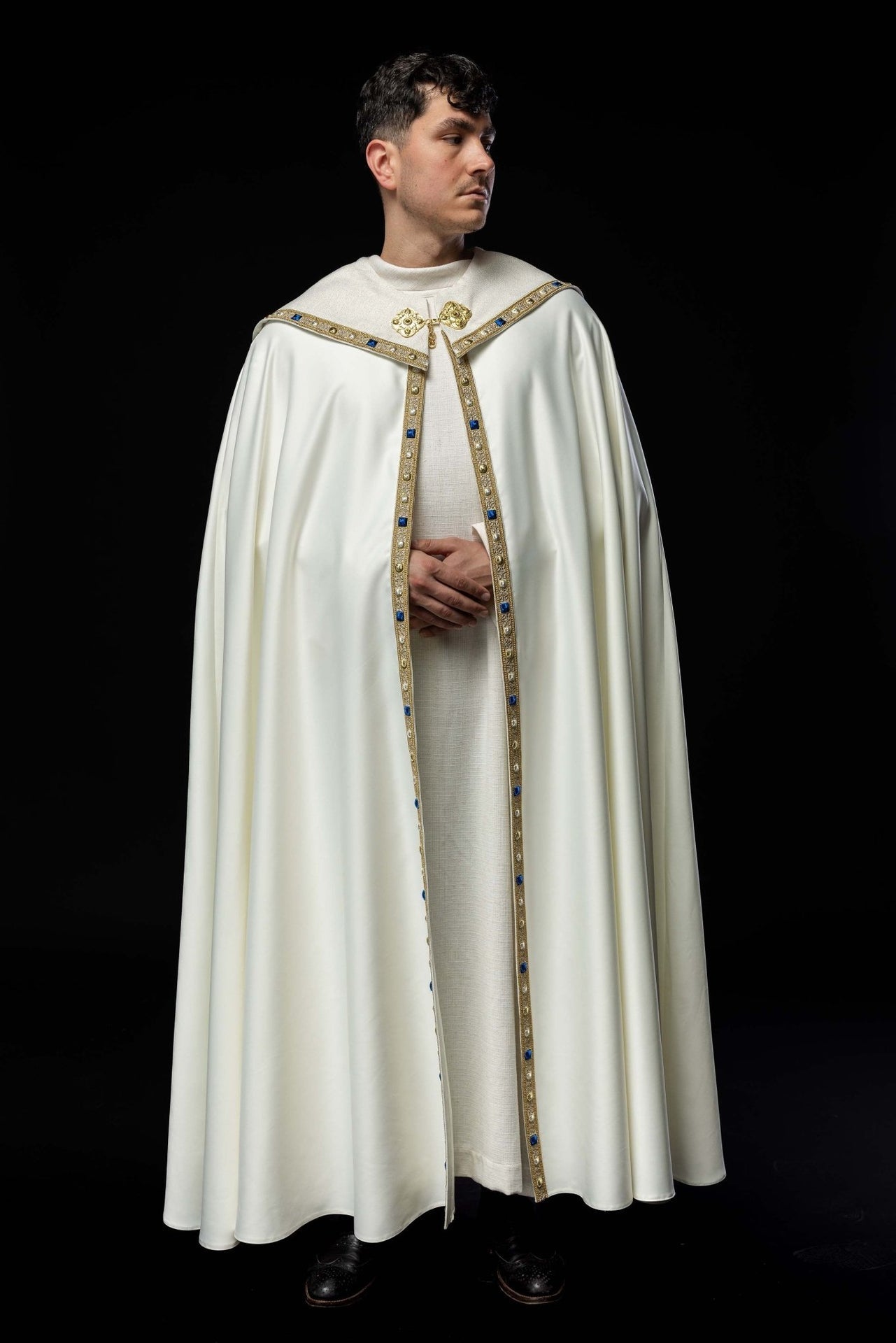 Kapa Liturgiczna Ecru Haft Maryjny Polska Produkcja - alba.pl
