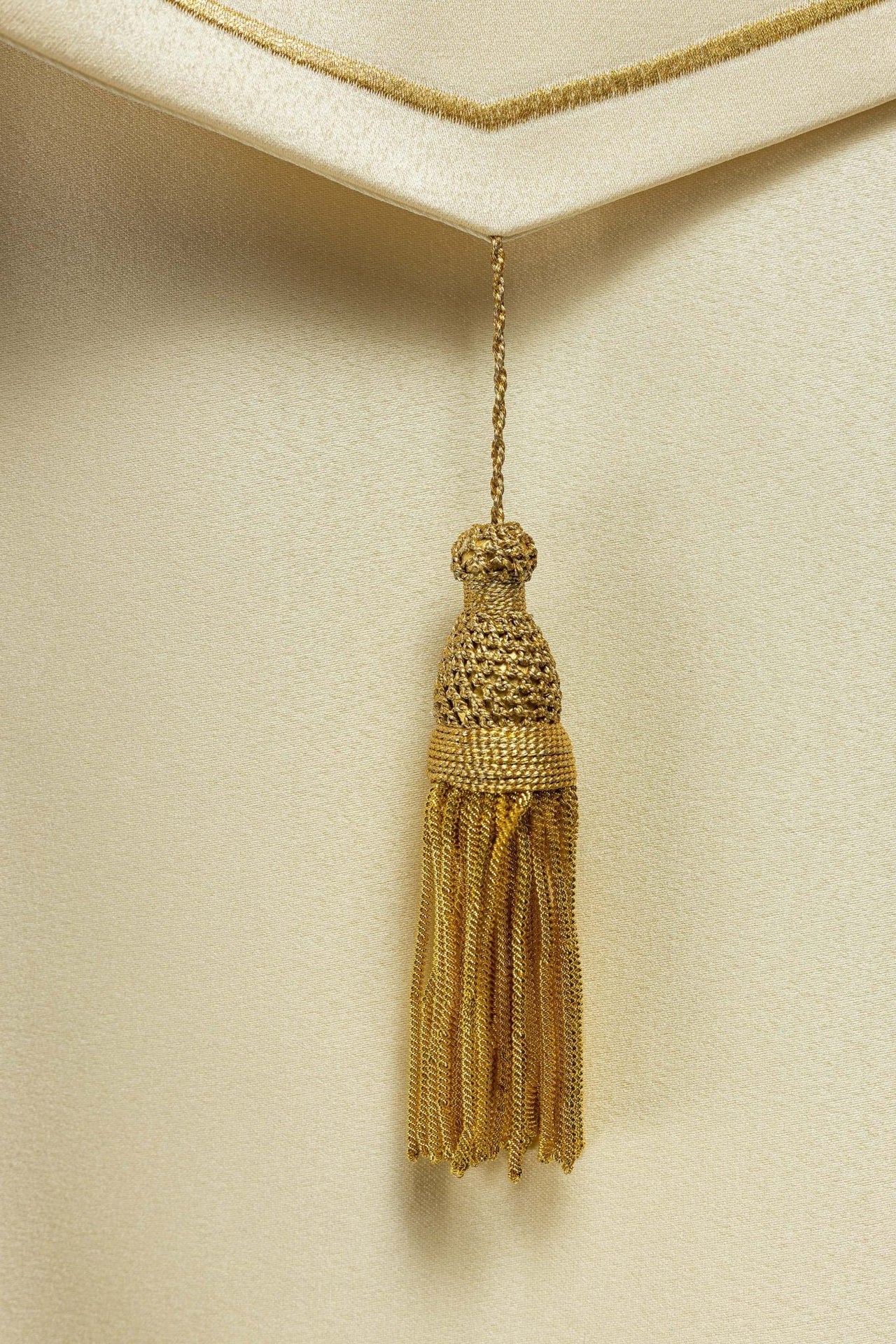 Kapa Liturgiczna Ecru Haftowany Kielich - Elegancka Satyna - alba.pl