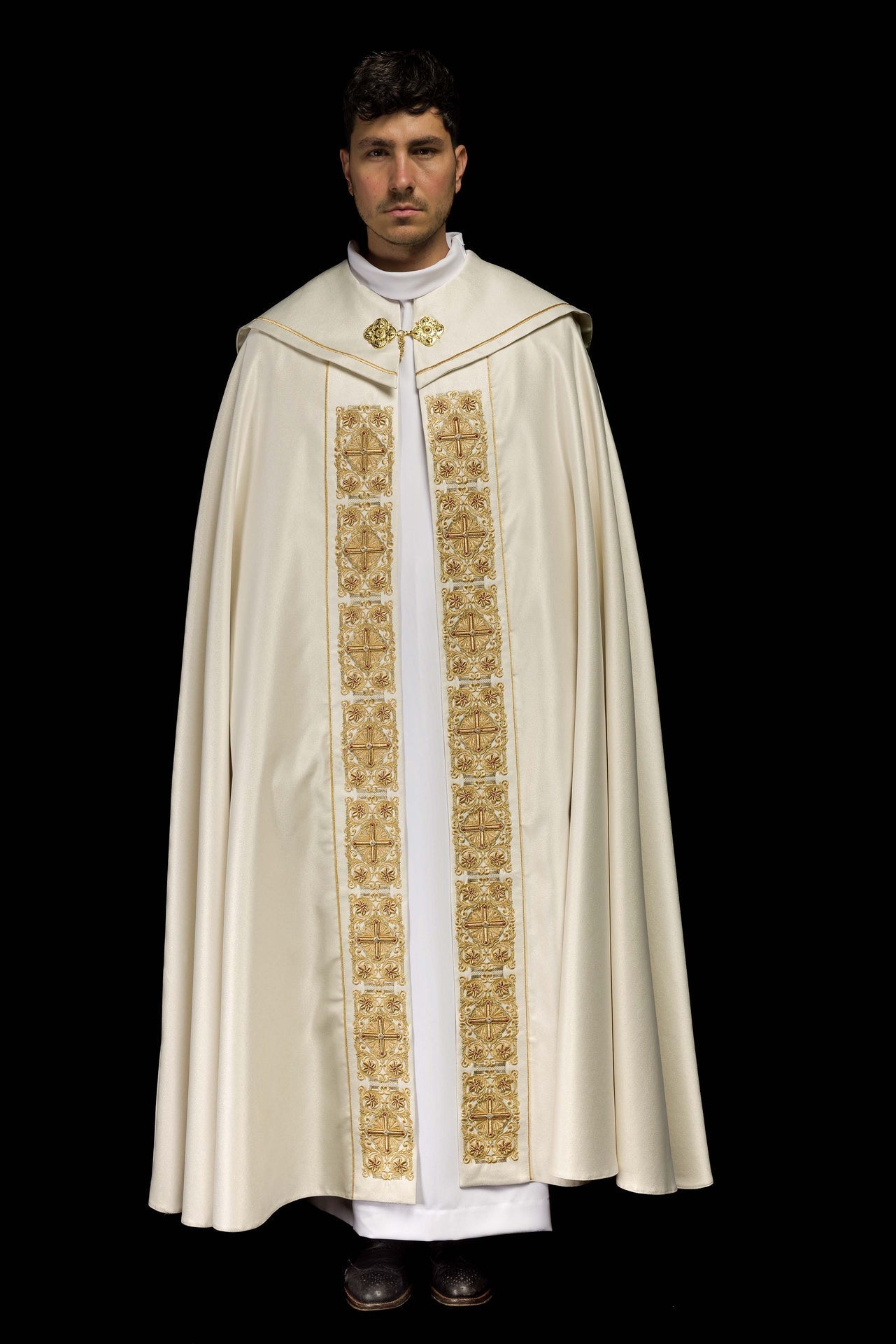 Kapa Liturgiczna Satynowa ze Złotym Haftem IHS - 150 cm - alba.pl