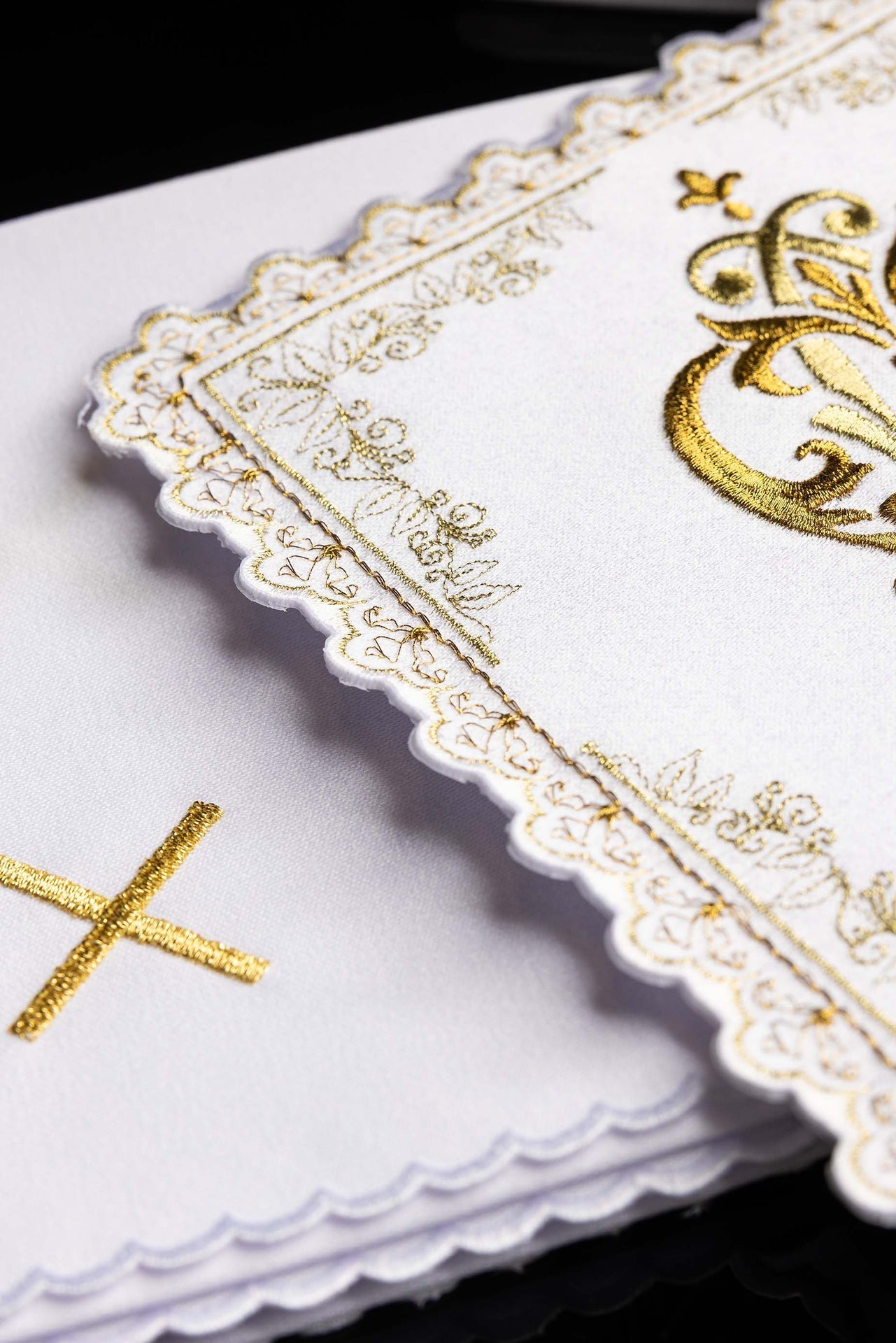 Liturgiczny Komplet Kielichowy Maryjny Złoty Haft - Alba.pl - alba.pl