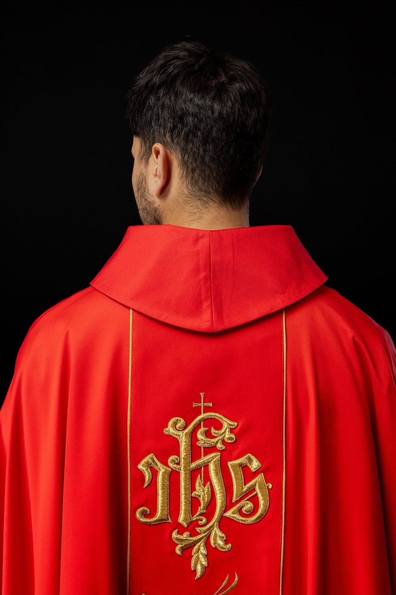 Ornat Czerwony Liturgiczny z Haftem Florystycznym IHS - alba.pl