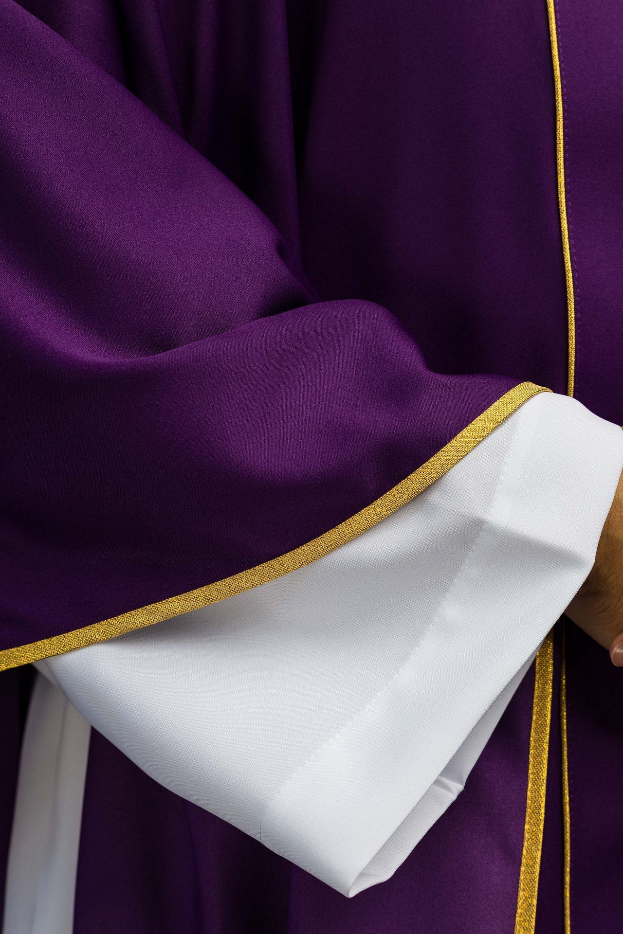 Ornat Fioletowy Krzyż i Kłosy Złoty Haft Liturgiczny - alba.pl