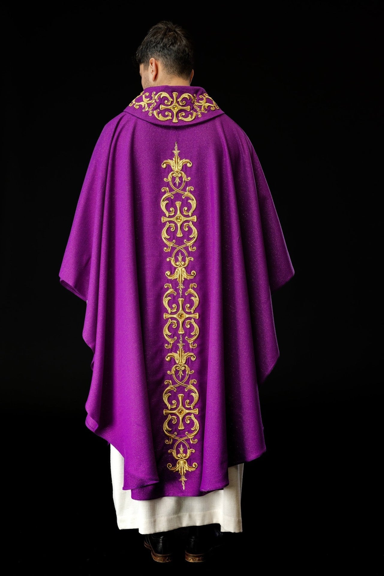 Ornat Fioletowy Liturgiczny z Haftem i Zdobieniami - Alba.pl - alba.pl