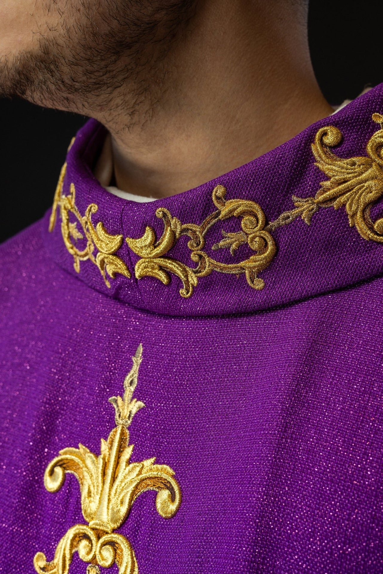 Ornat Fioletowy Liturgiczny z Haftem i Zdobieniami - Alba.pl - alba.pl