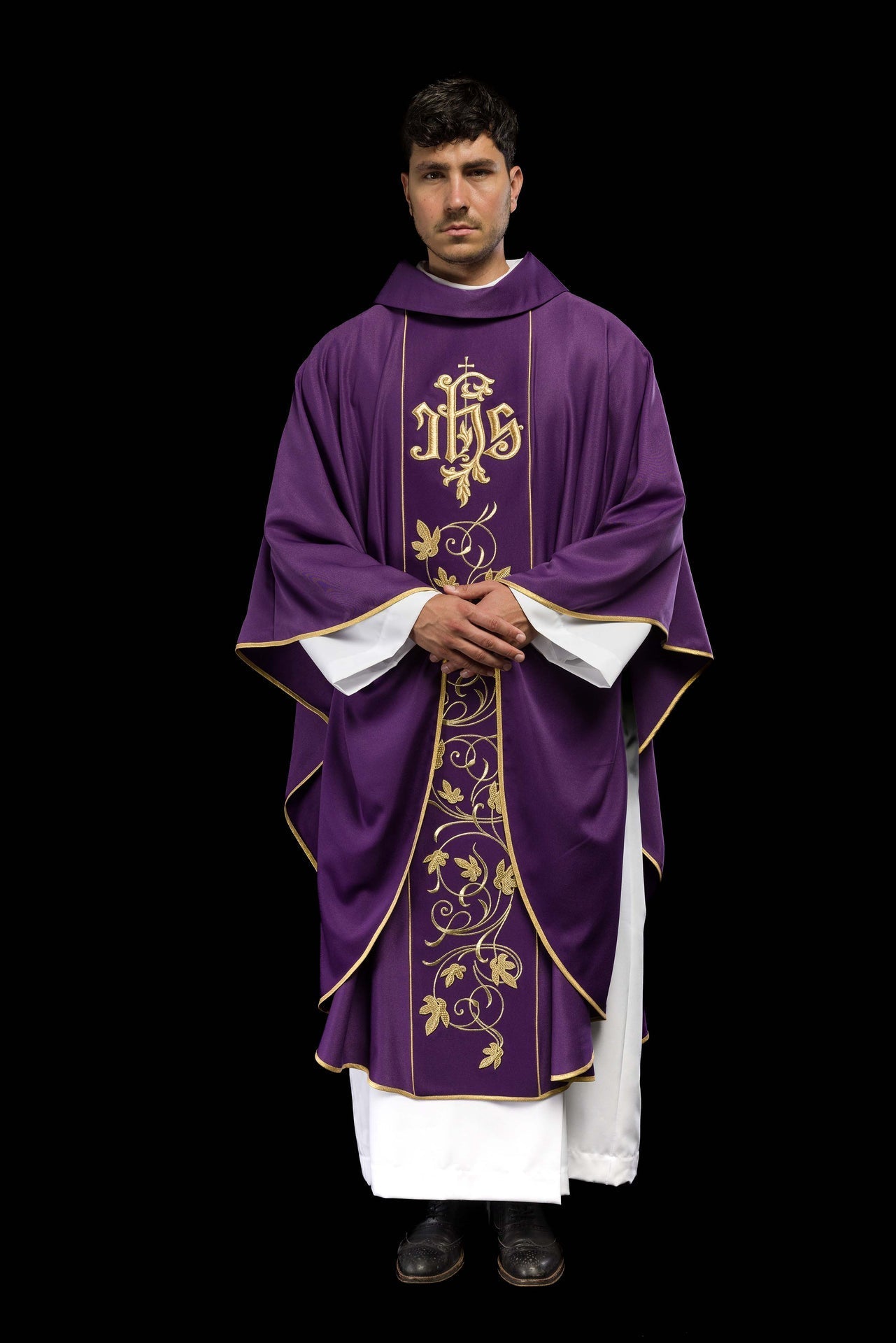 Ornat Fioletowy Liturgiczny z Motywem Florystycznym IHS - alba.pl