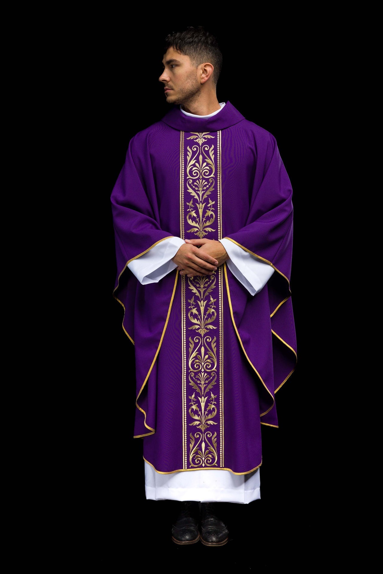 Ornat Fioletowy Liturgiczny ze Złotym Pasem Haftowanym - Alba.pl - alba.pl