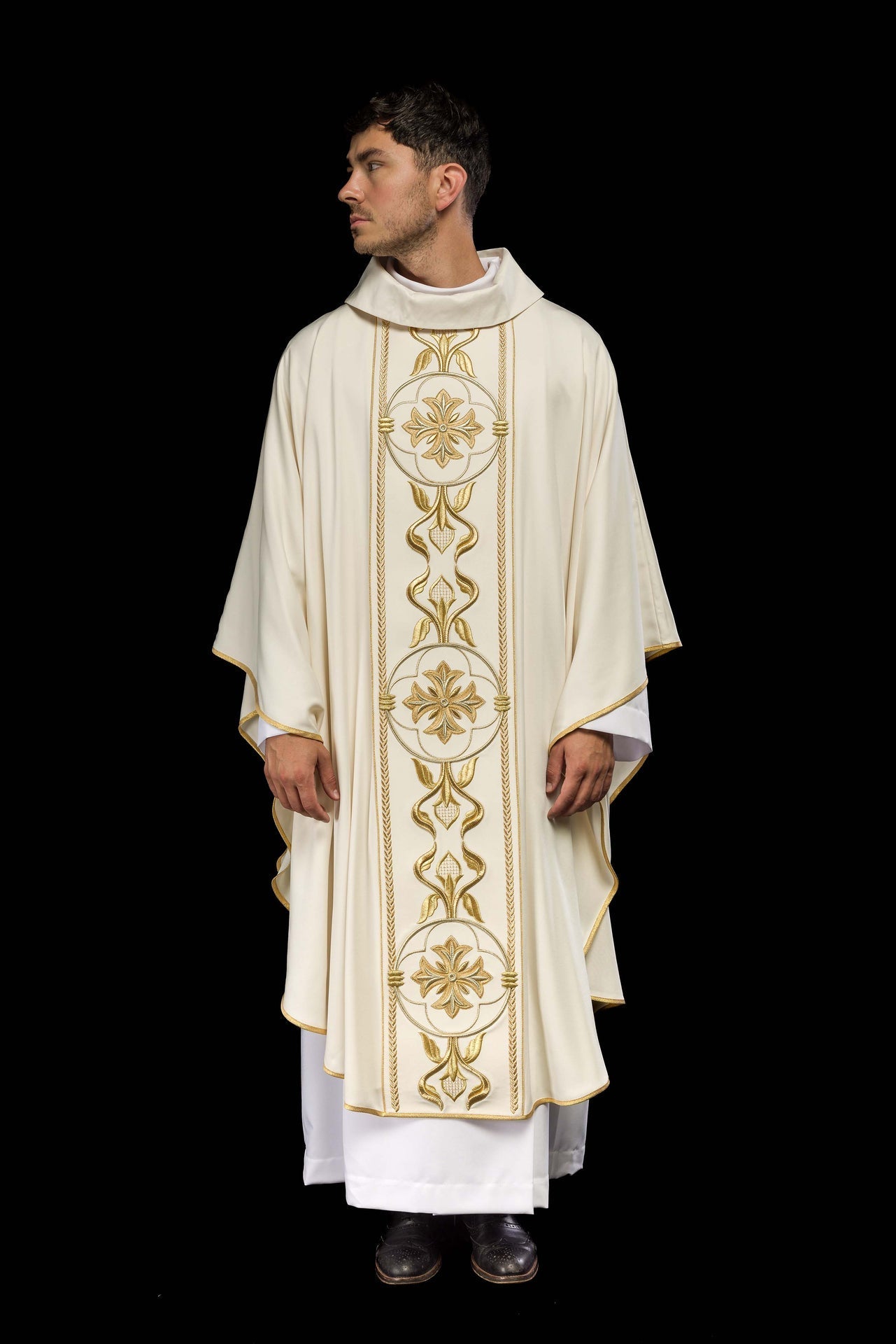 Ornat Haftowany Krzyż Ecru Złota Rozeta - Elegancki Design - alba.pl