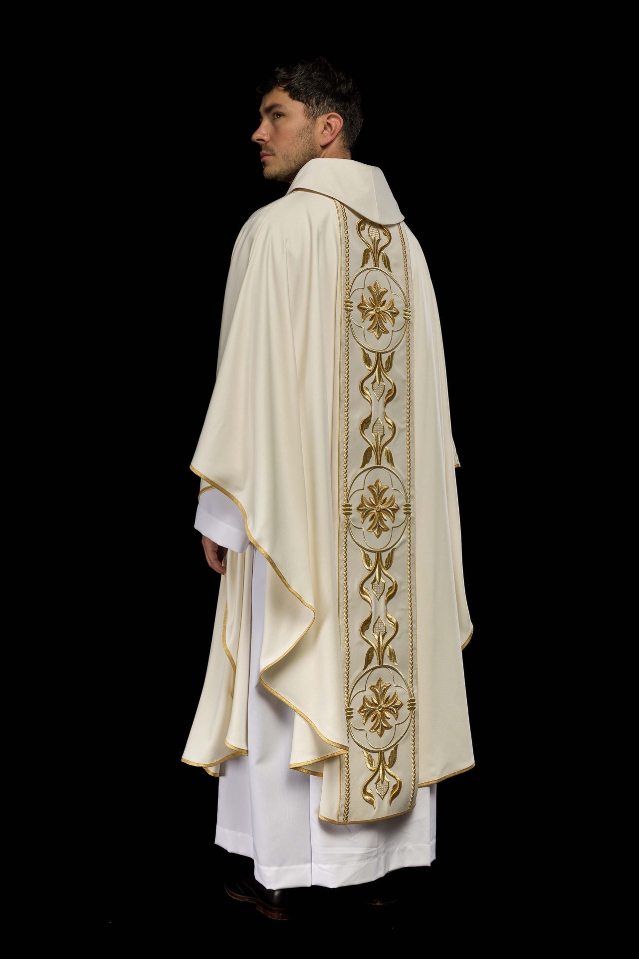 Ornat Haftowany Krzyż Ecru Złota Rozeta - Elegancki Design - alba.pl