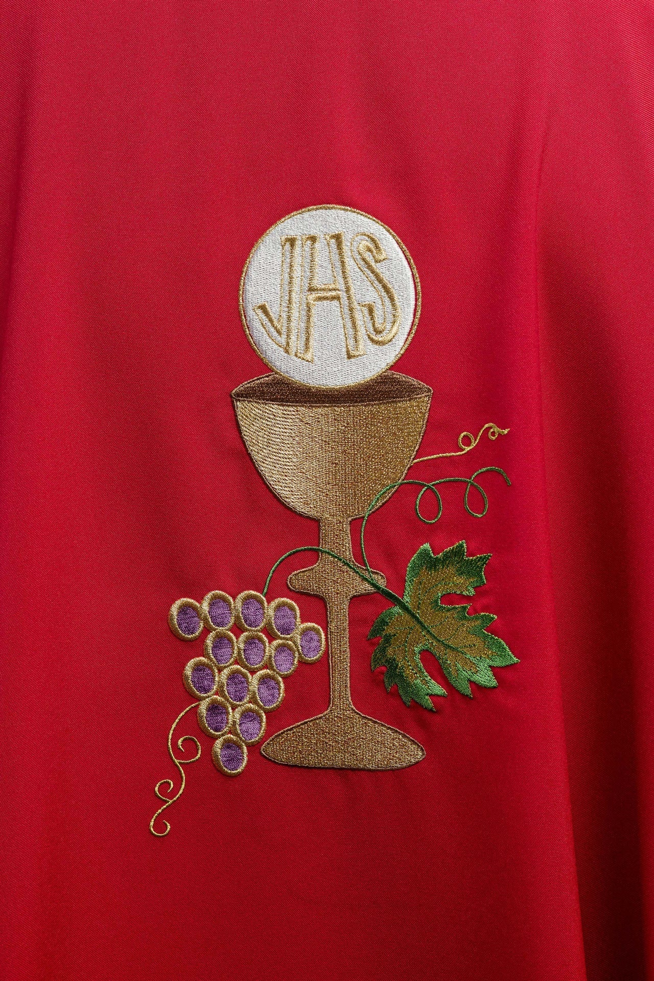 Ornat Liturgiczny Czerwony Kielich Krzyż i Winogrona z Haftem - alba.pl