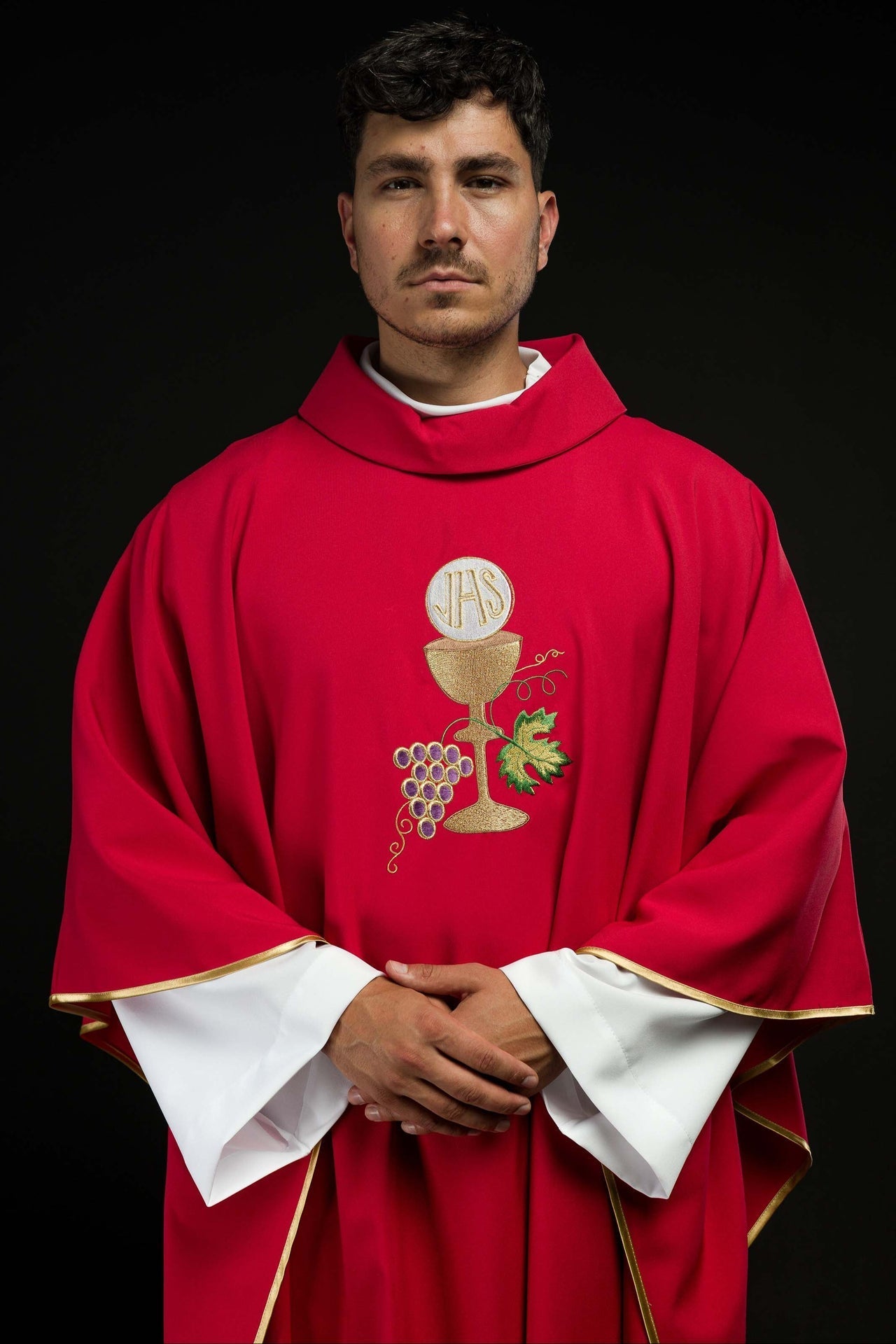 Ornat Liturgiczny Czerwony Kielich Krzyż i Winogrona z Haftem - alba.pl