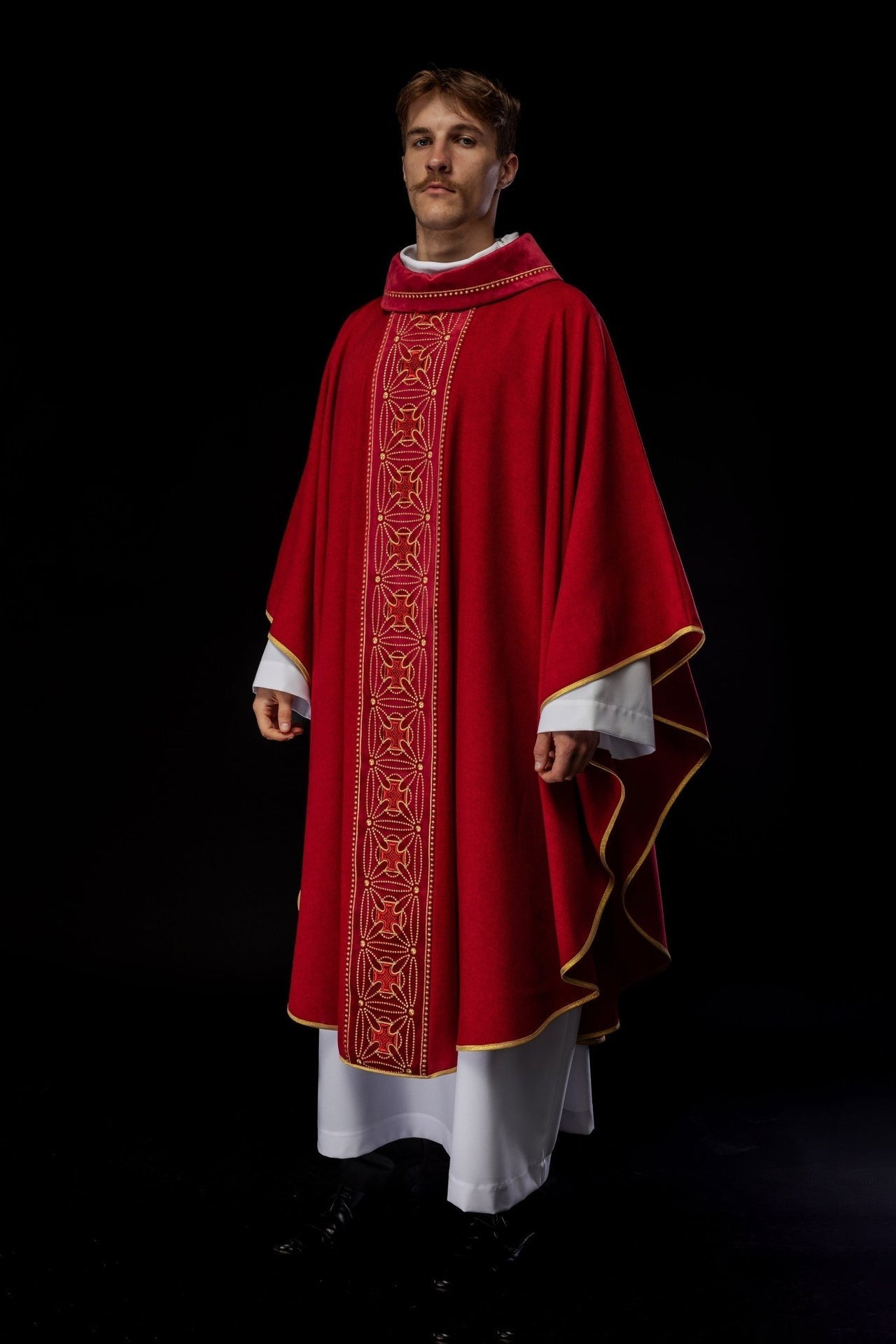Ornat Liturgiczny Czerwony z Krzyżami - Polski Produkt Premium - alba.pl