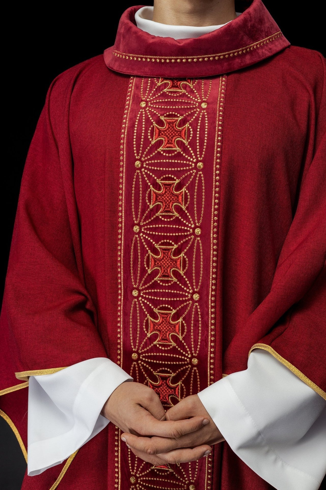 Ornat Liturgiczny Czerwony z Krzyżami - Polski Produkt Premium - alba.pl