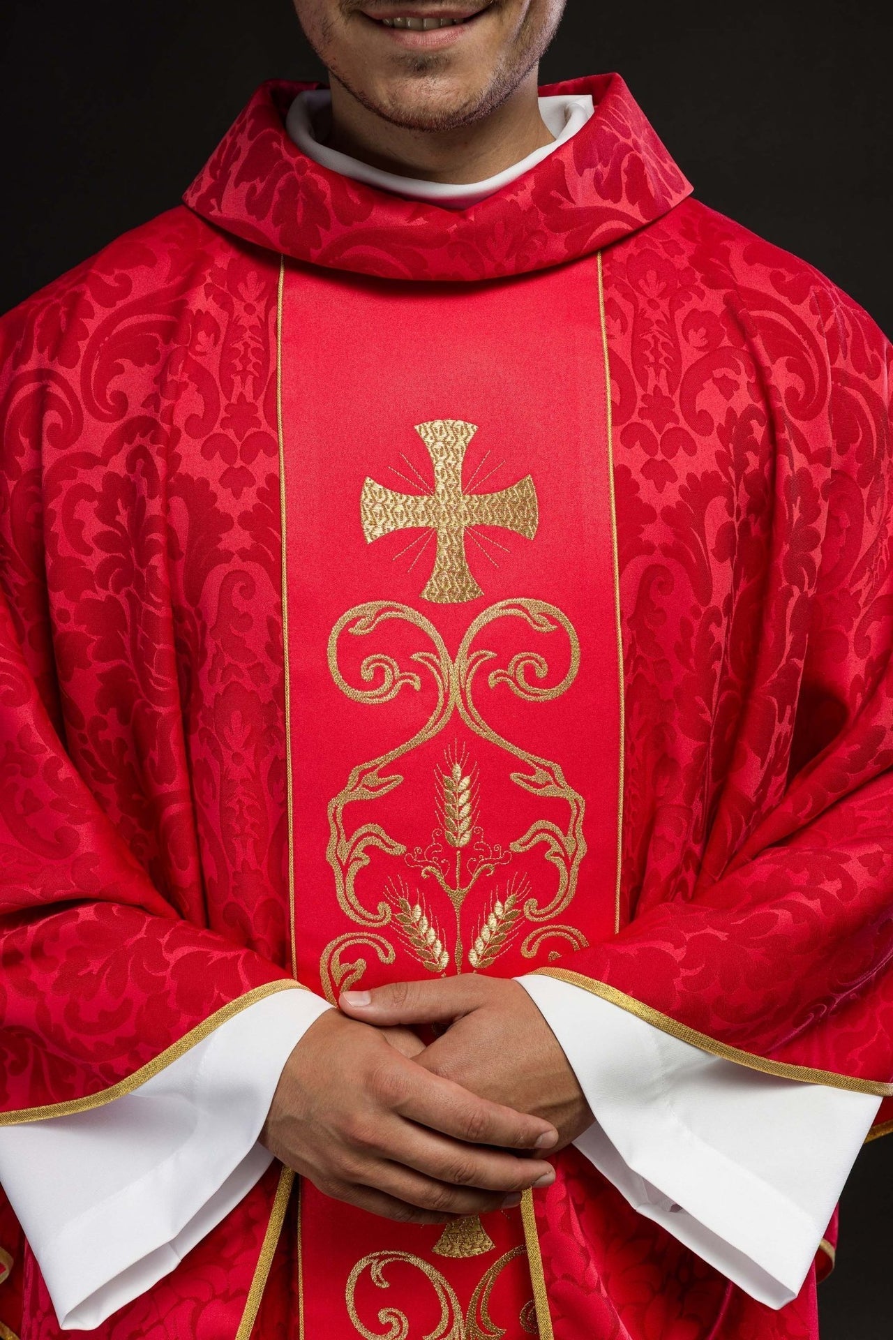Ornat Liturgiczny Czerwony Żakardowy z Haftowanym Pasem - alba.pl