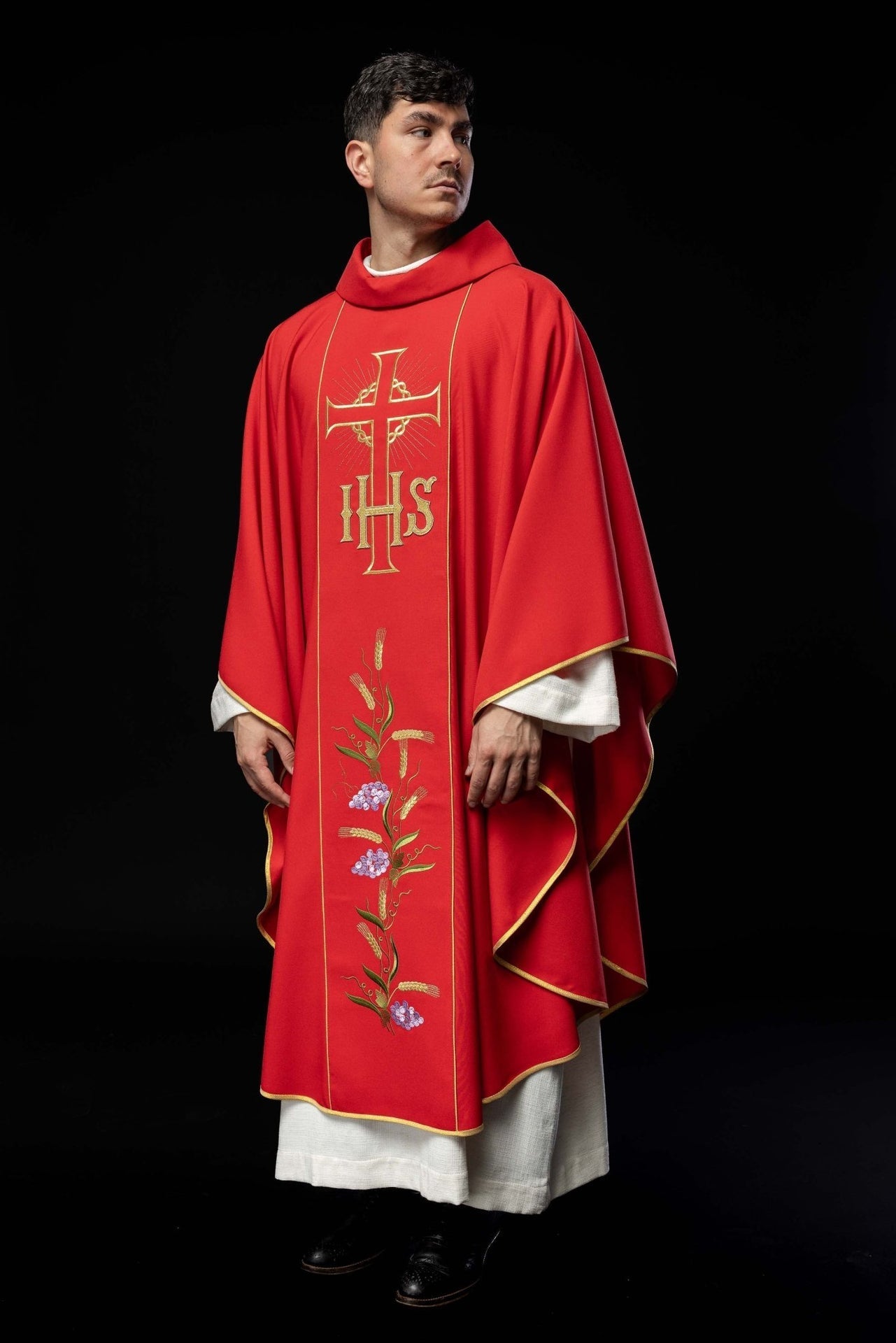 Ornat Liturgiczny Czerwony ze Złotym Pasem IHS i Kłosy - alba.pl