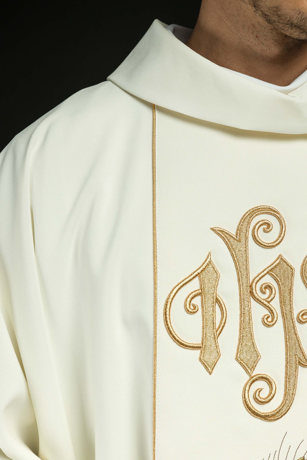 Ornat Liturgiczny Ecru IHS Kłosy i Winogrona Haftowany Złotą Nicią - alba.pl