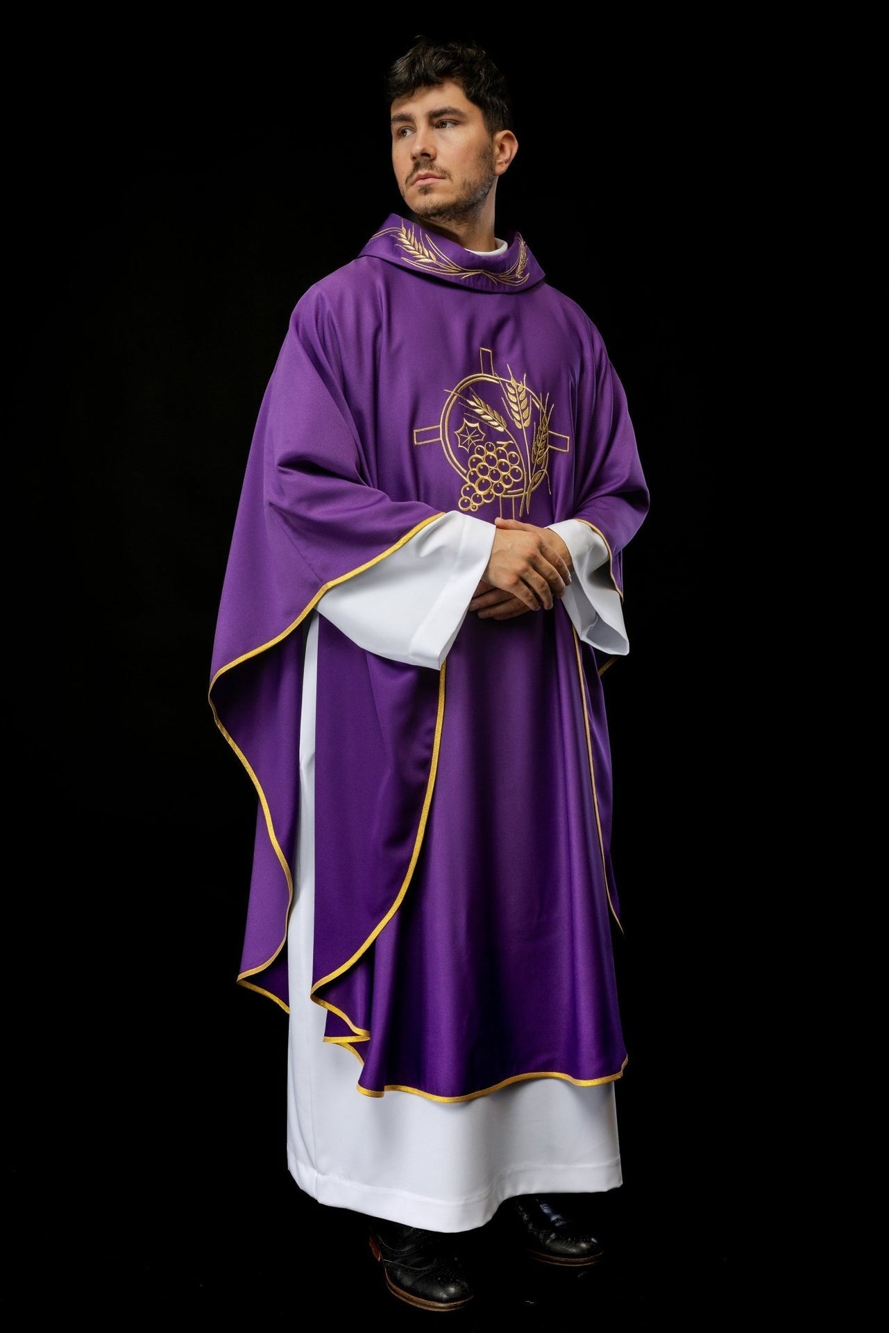 Ornat Liturgiczny Fioletowy z Haftem Krzyża i Kłosów Zboża - alba.pl