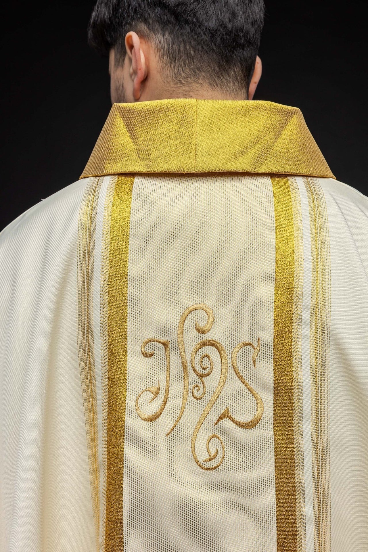 Ornat Liturgiczny IHS Złocony - Polski Wyrób Sakralny - alba.pl
