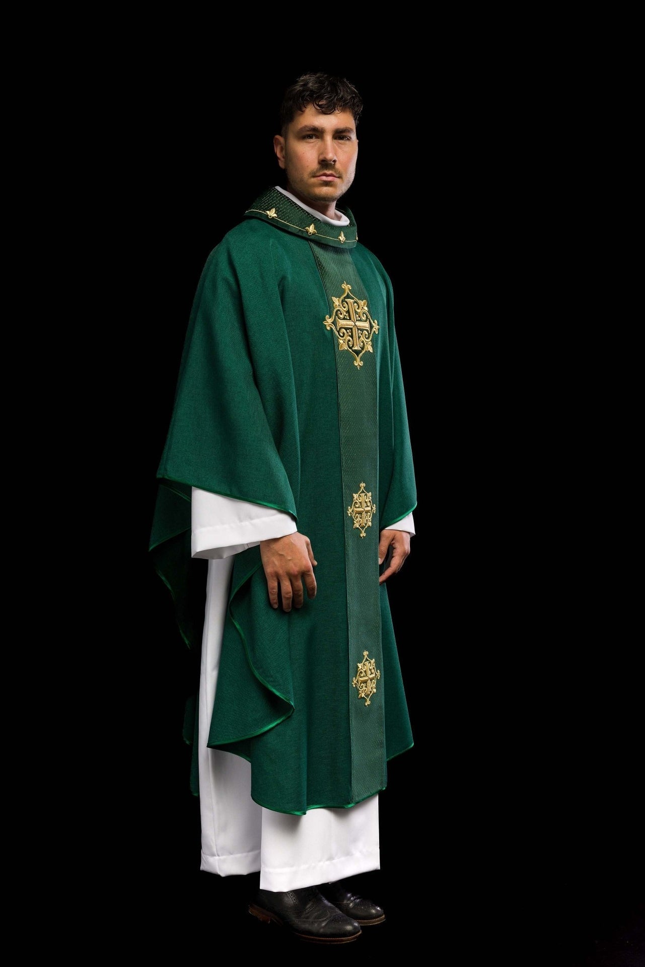 Ornat Liturgiczny z Aksamitnym Pasem i Haftem Krzyży - alba.pl