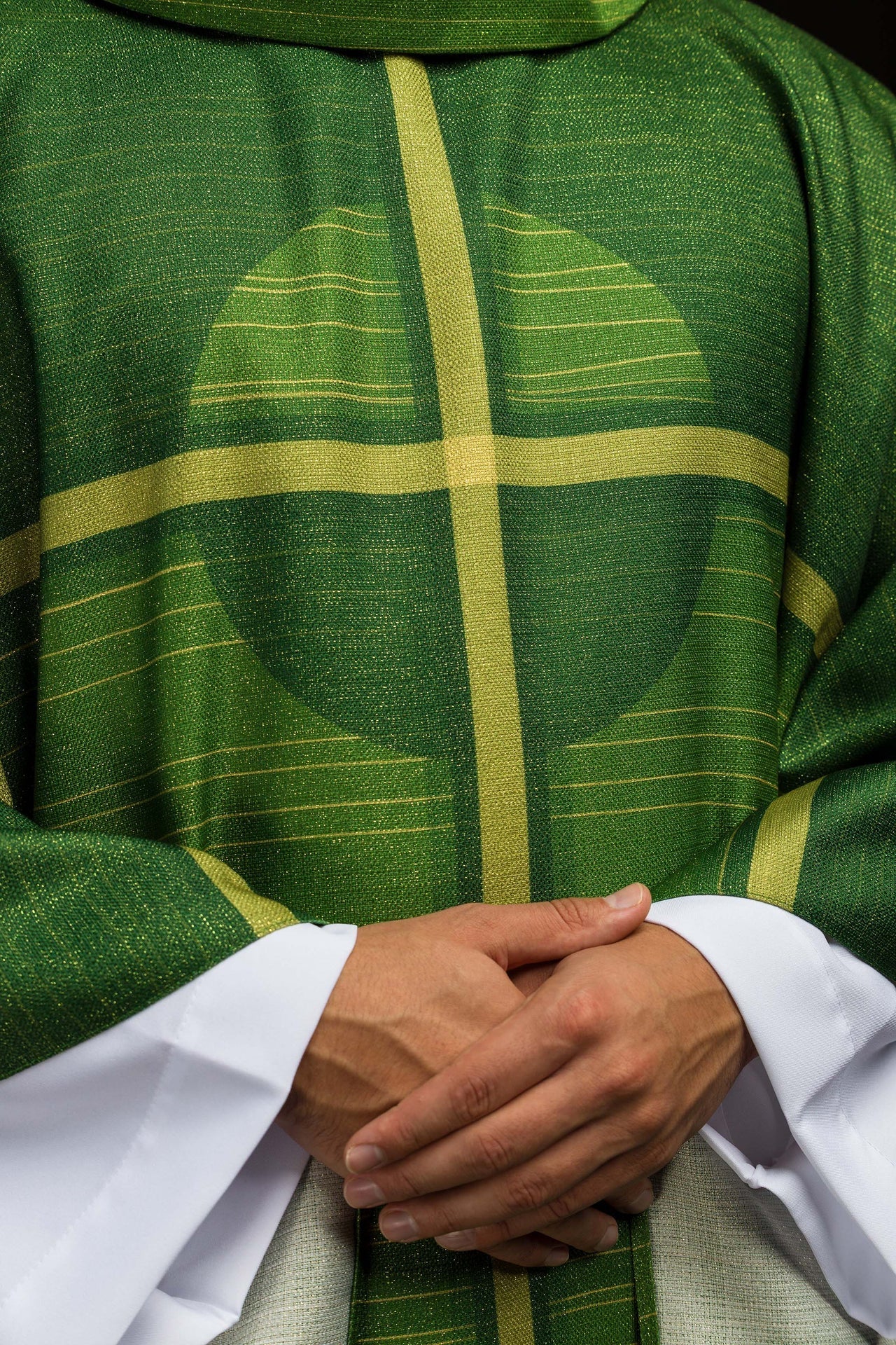 Ornat Liturgiczny Zielony Drukowany z Motywem Krzyża - alba.pl
