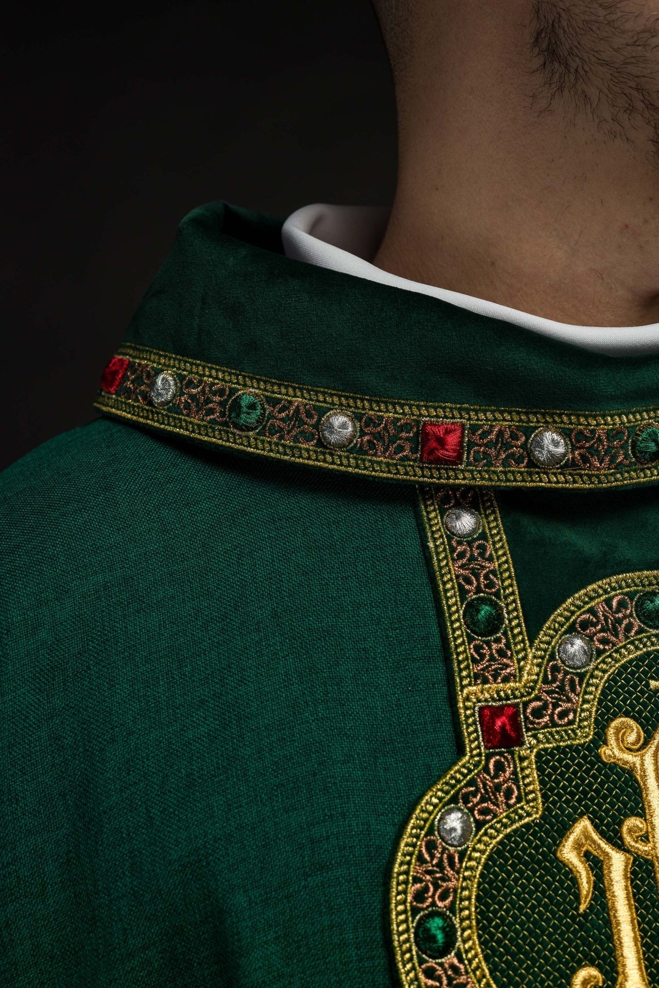 Ornat Liturgiczny Zielony z Haftem IHS - Polski Produkt - alba.pl
