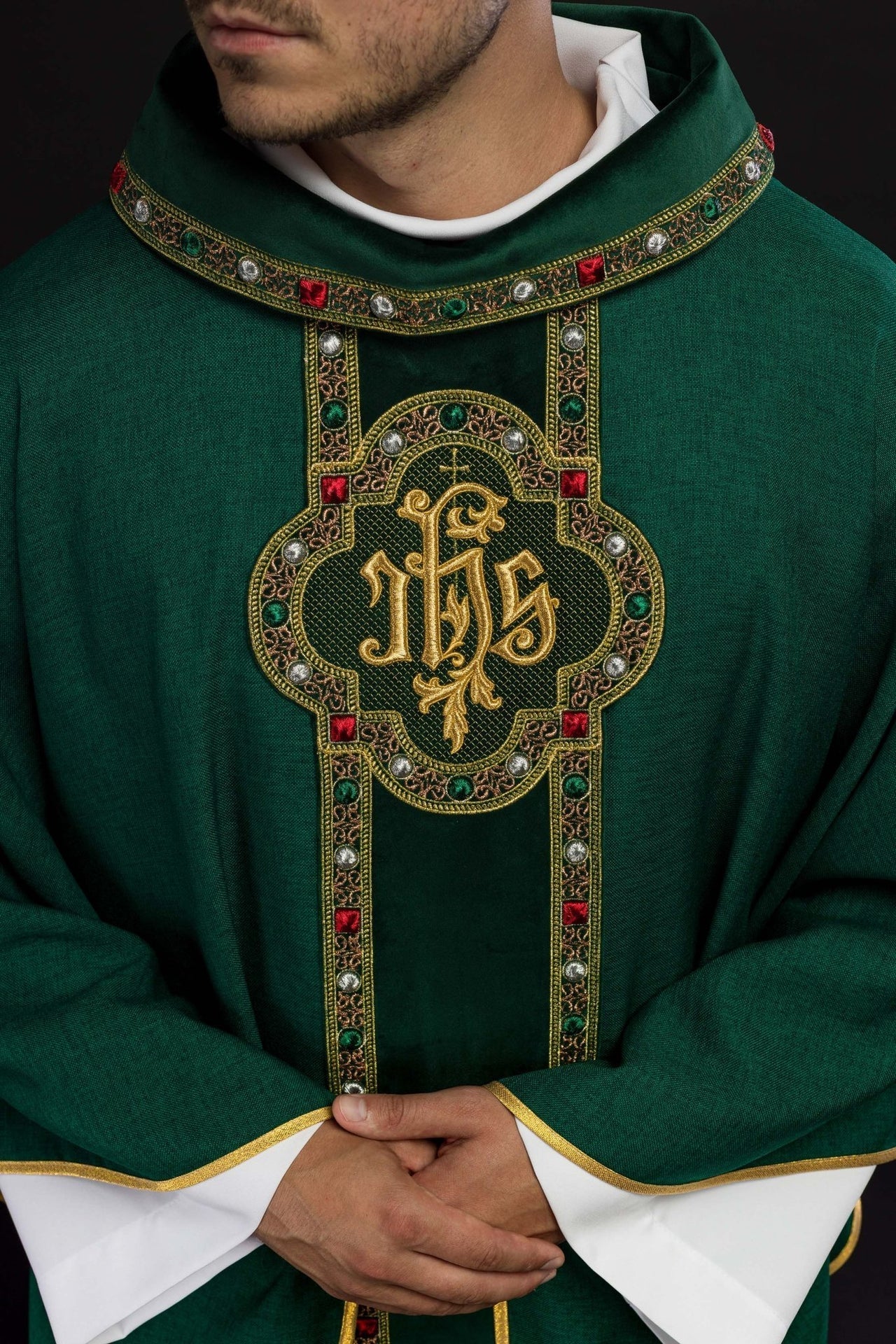 Ornat Liturgiczny Zielony z Haftem IHS - Polski Produkt - alba.pl