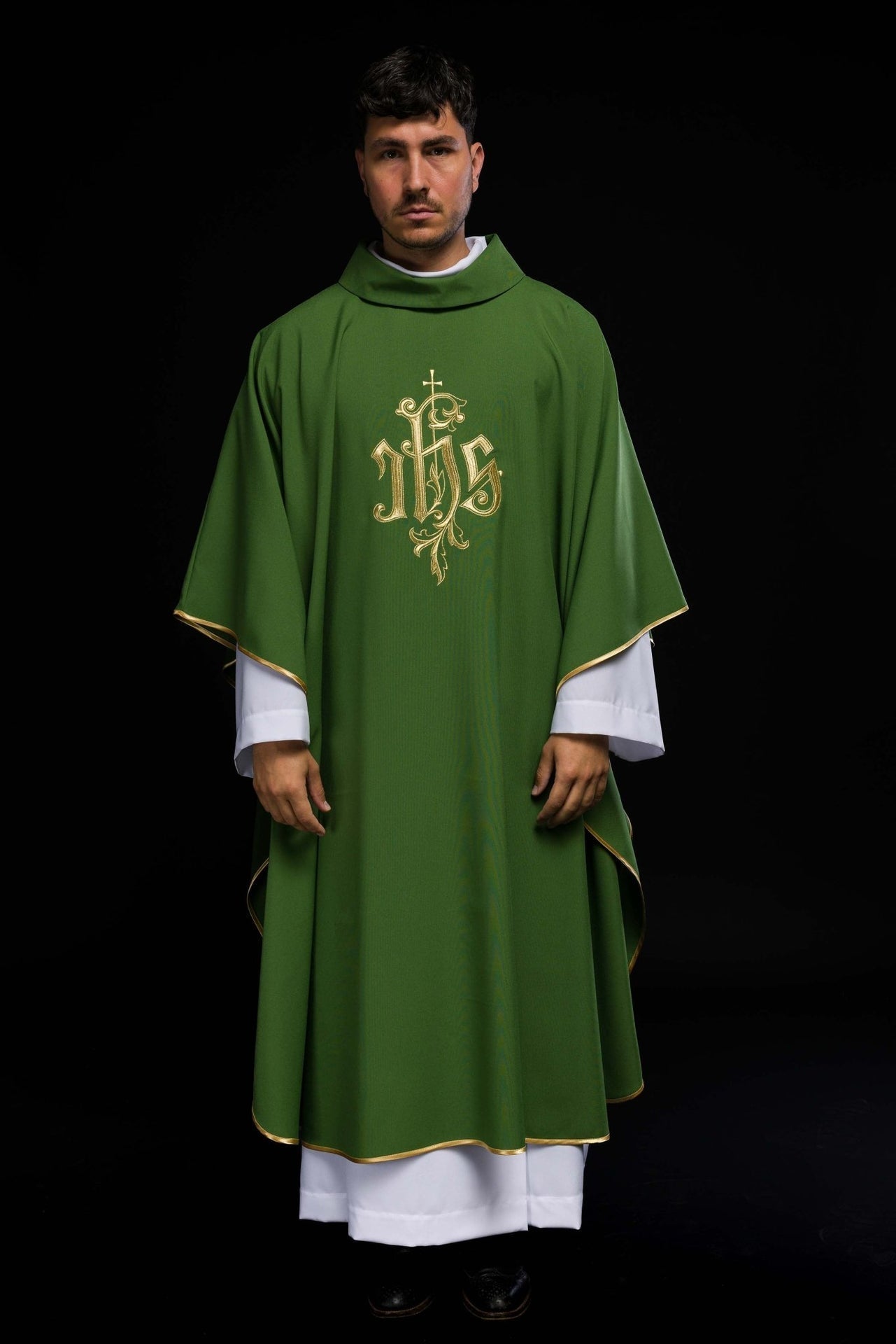 Ornat Liturgiczny Zielony z Haftem IHS Złotą Nicią - alba.pl