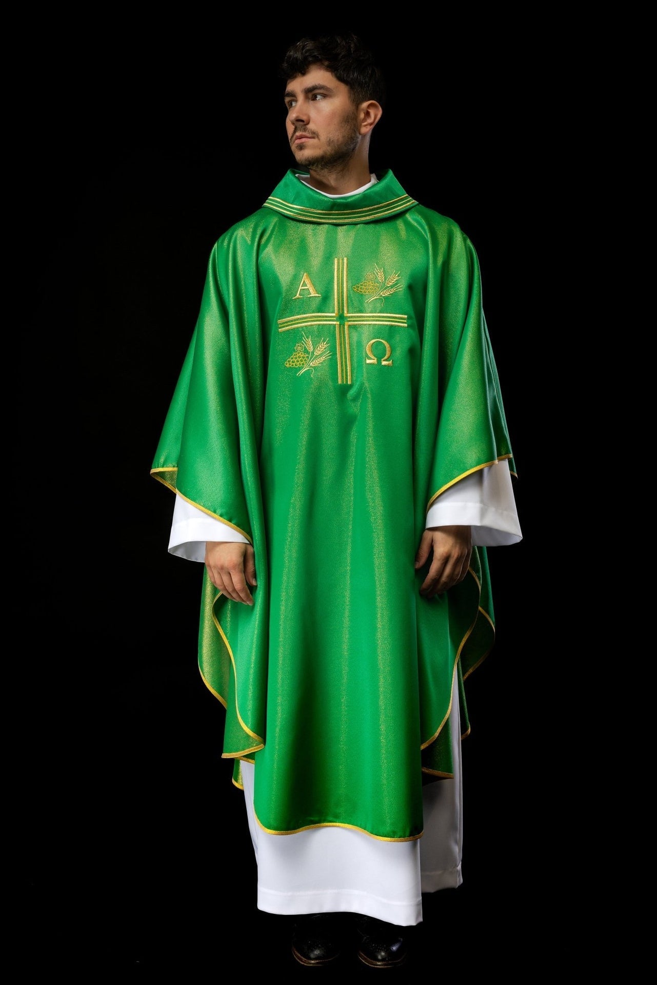 Ornat Liturgiczny Zielony z Haftem Krzyża, Alfa i Omegi - alba.pl