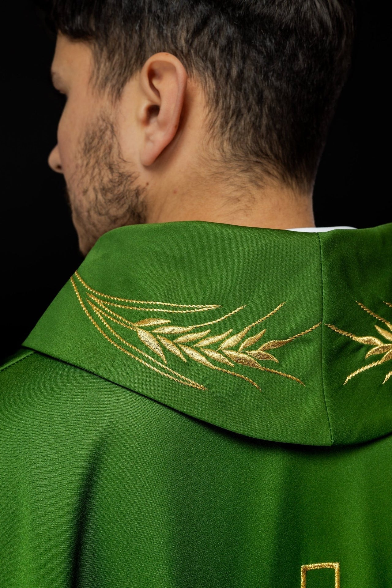 Ornat Liturgiczny Zielony z Haftowanym Krzyżem i Kłosami - alba.pl