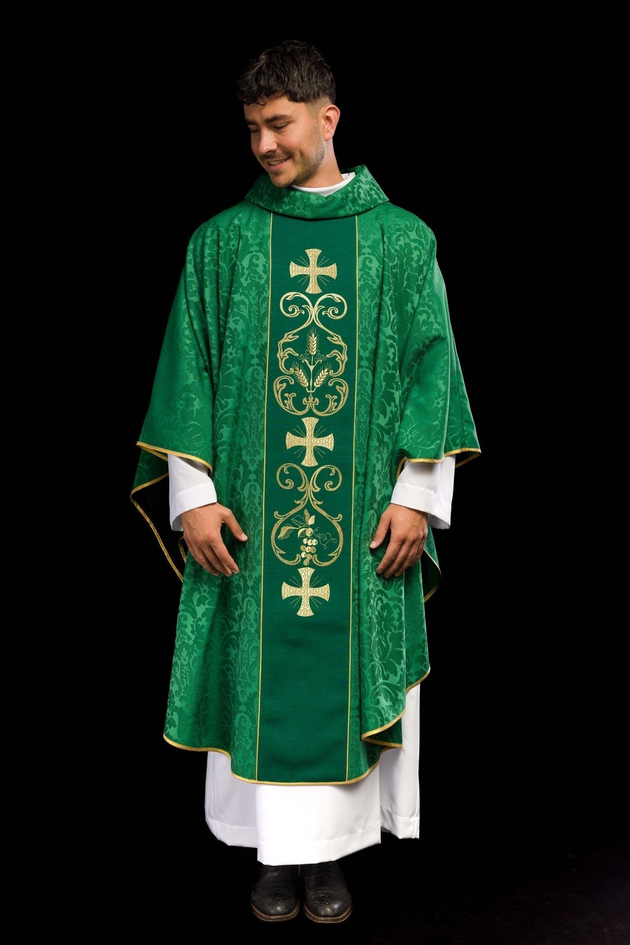 Ornat Liturgiczny Zielony Żakardowy z Haftowanym Pasem - alba.pl