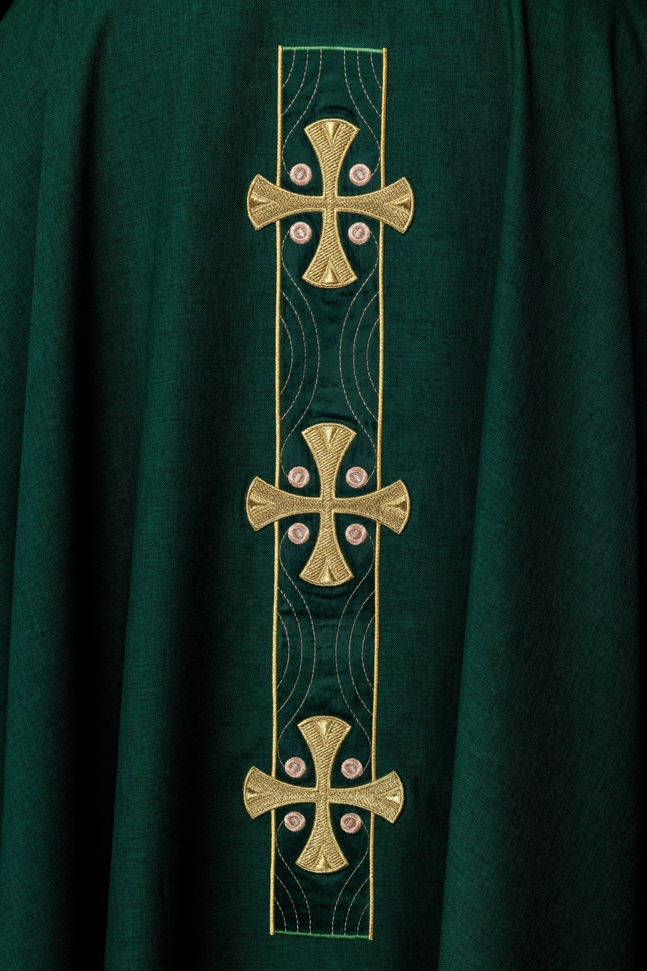 Ornat Liturgiczny Zielony ze Złotymi Krzyżami i Lamówką - alba.pl
