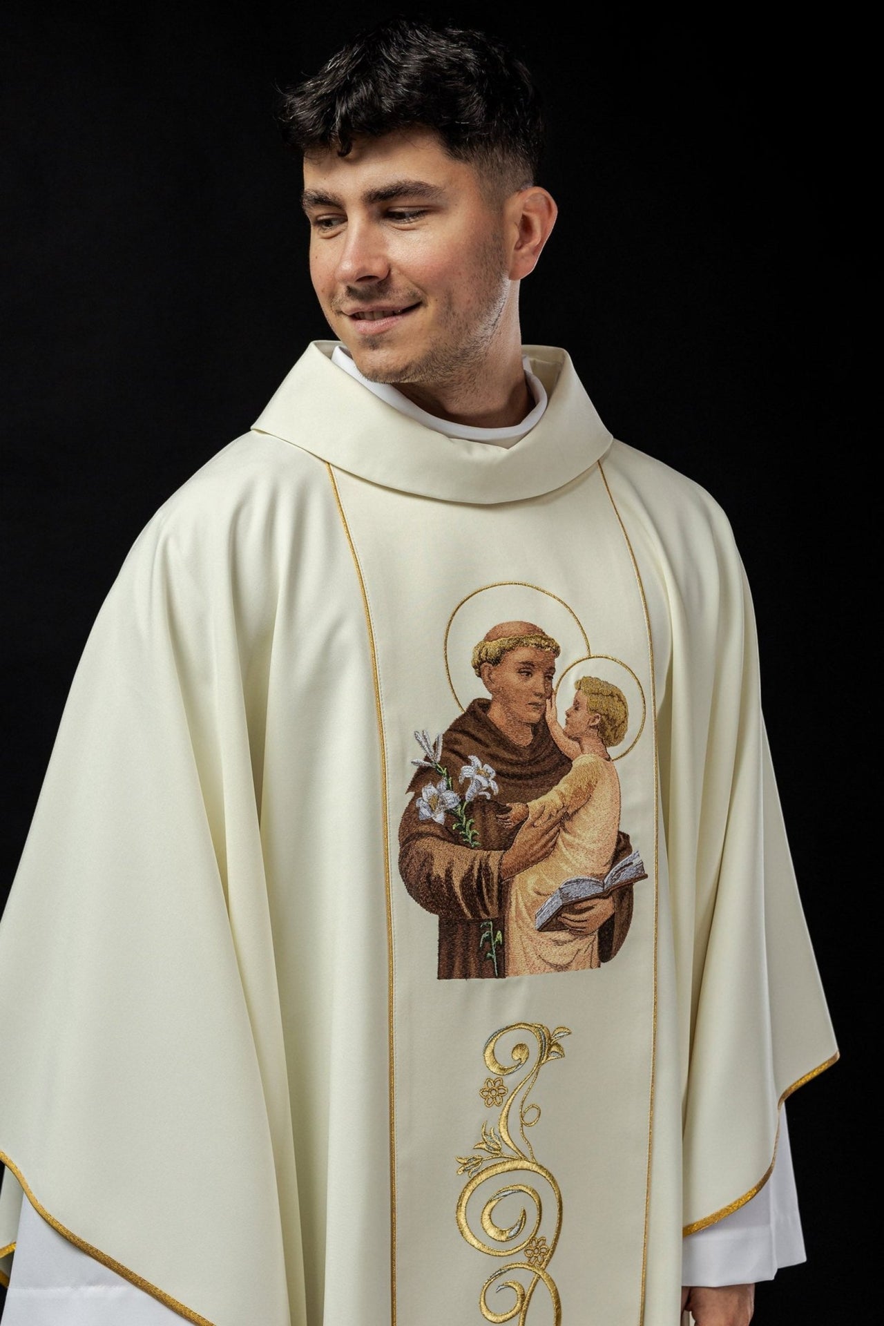 Ornat Liturgiczny Złoty Haft Święty Antoni - Polski Produkt - alba.pl