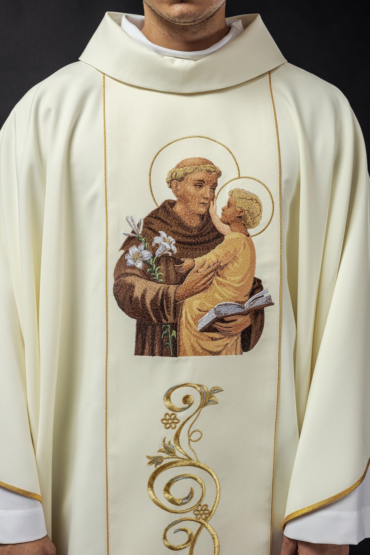 Ornat Liturgiczny Złoty Haft Święty Antoni - Polski Produkt - alba.pl