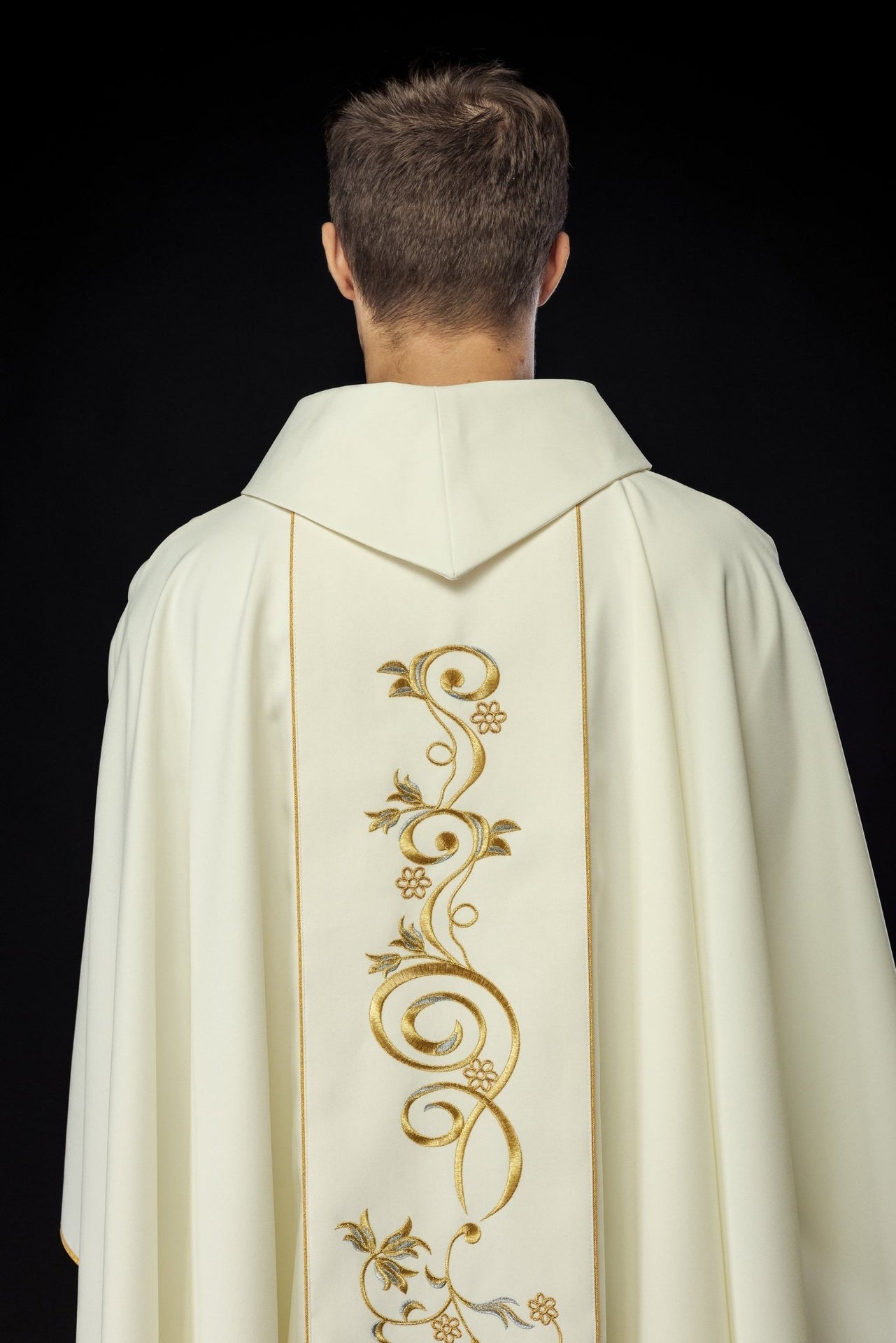 Ornat Liturgiczny Złoty z Haftem Serca Maryi - Polski Produkt - alba.pl
