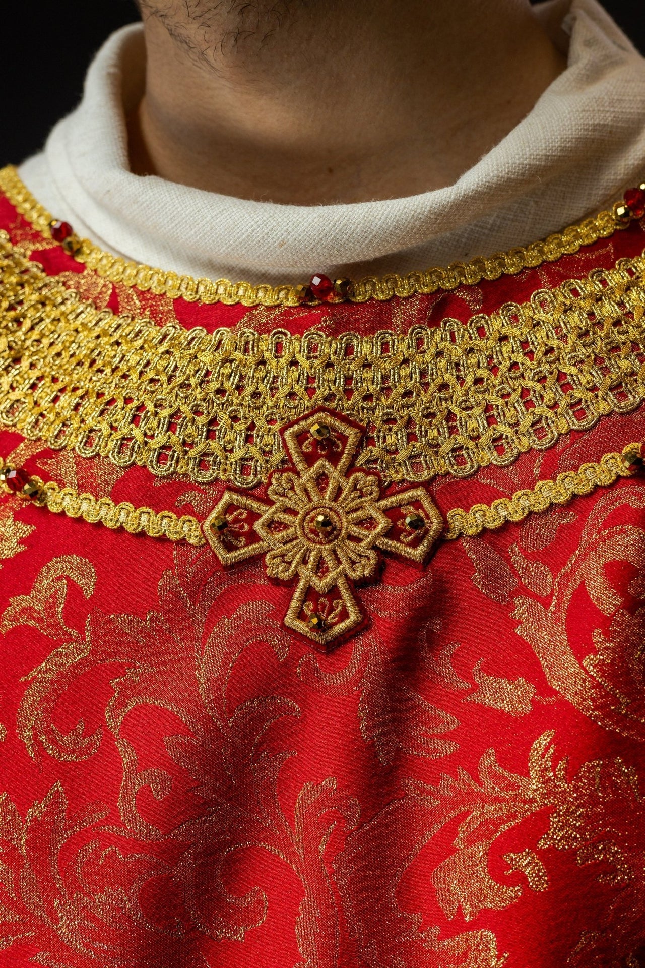 Ornat Ręcznie Wykonany z Kamieniami Naturalnymi - Kolekcja Handmade - alba.pl