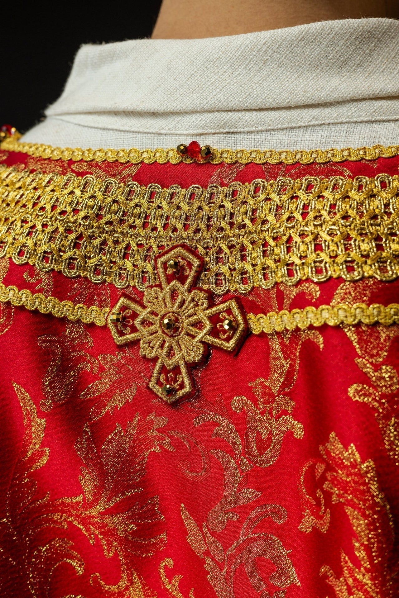 Ornat Ręcznie Wykonany z Kamieniami Naturalnymi - Kolekcja Handmade - alba.pl