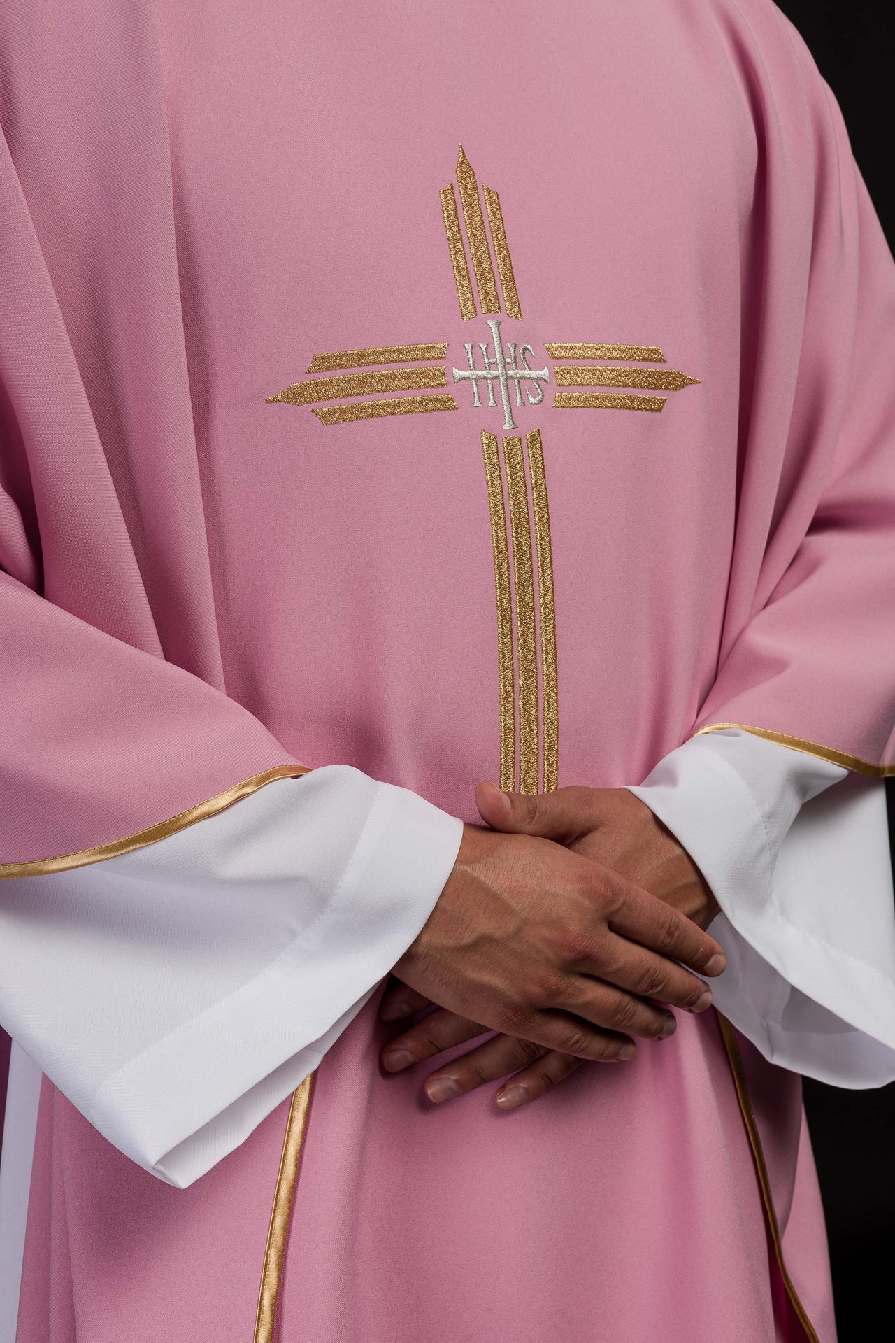Ornat Różowy Złoty Haft Ihs Symbolika Eucharystyczna - alba.pl