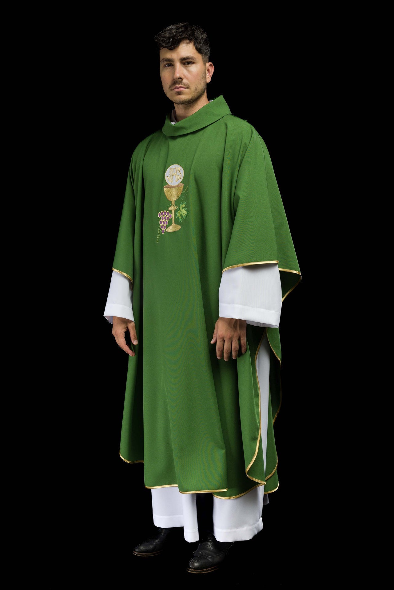 Ornat Zielony Haftowany Kielich i Winogrono - Liturgiczny Sklep Alba - alba.pl