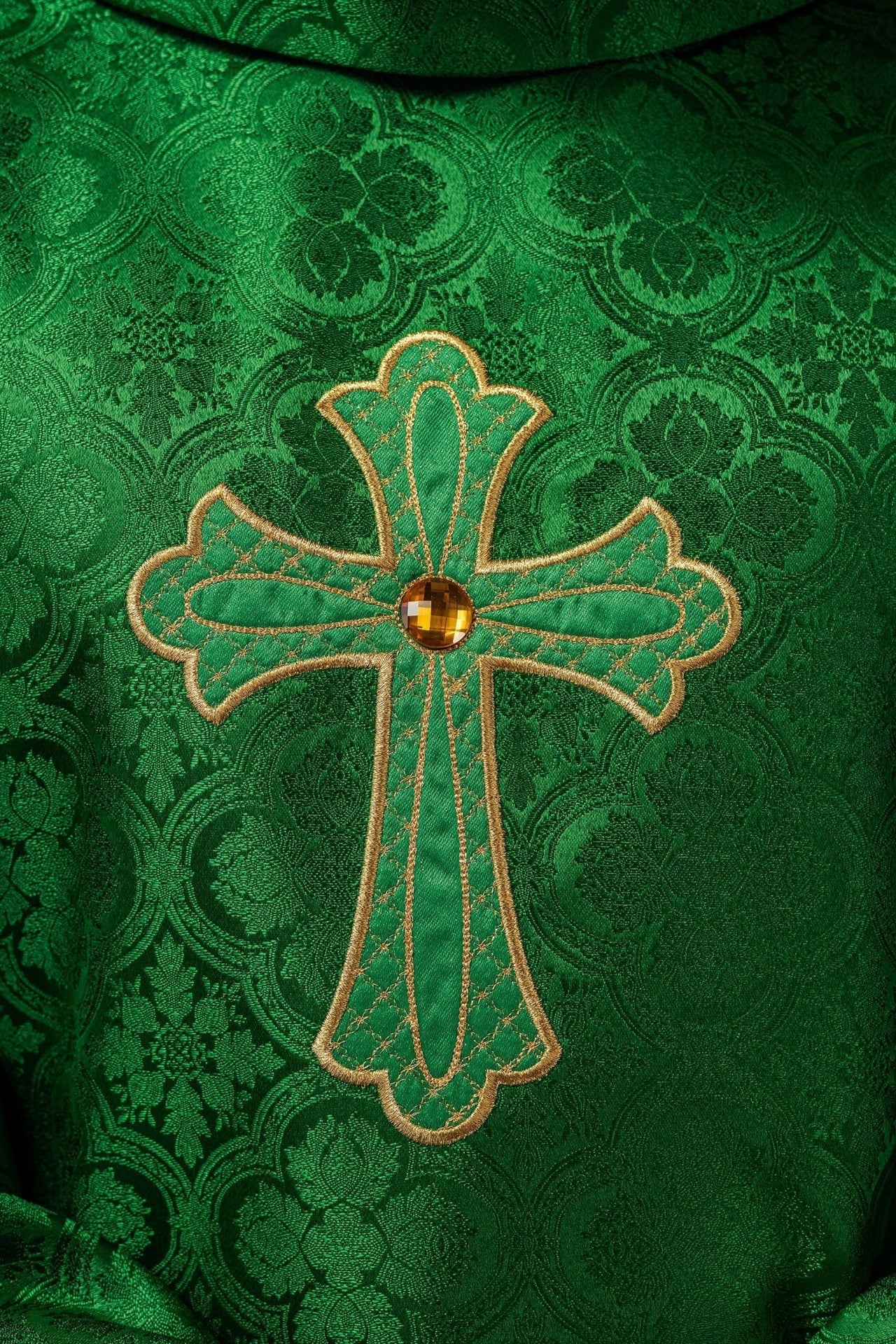 Ornat Zielony Haftowany z Krzyżem Złotą Nicią Liturgiczny - alba.pl