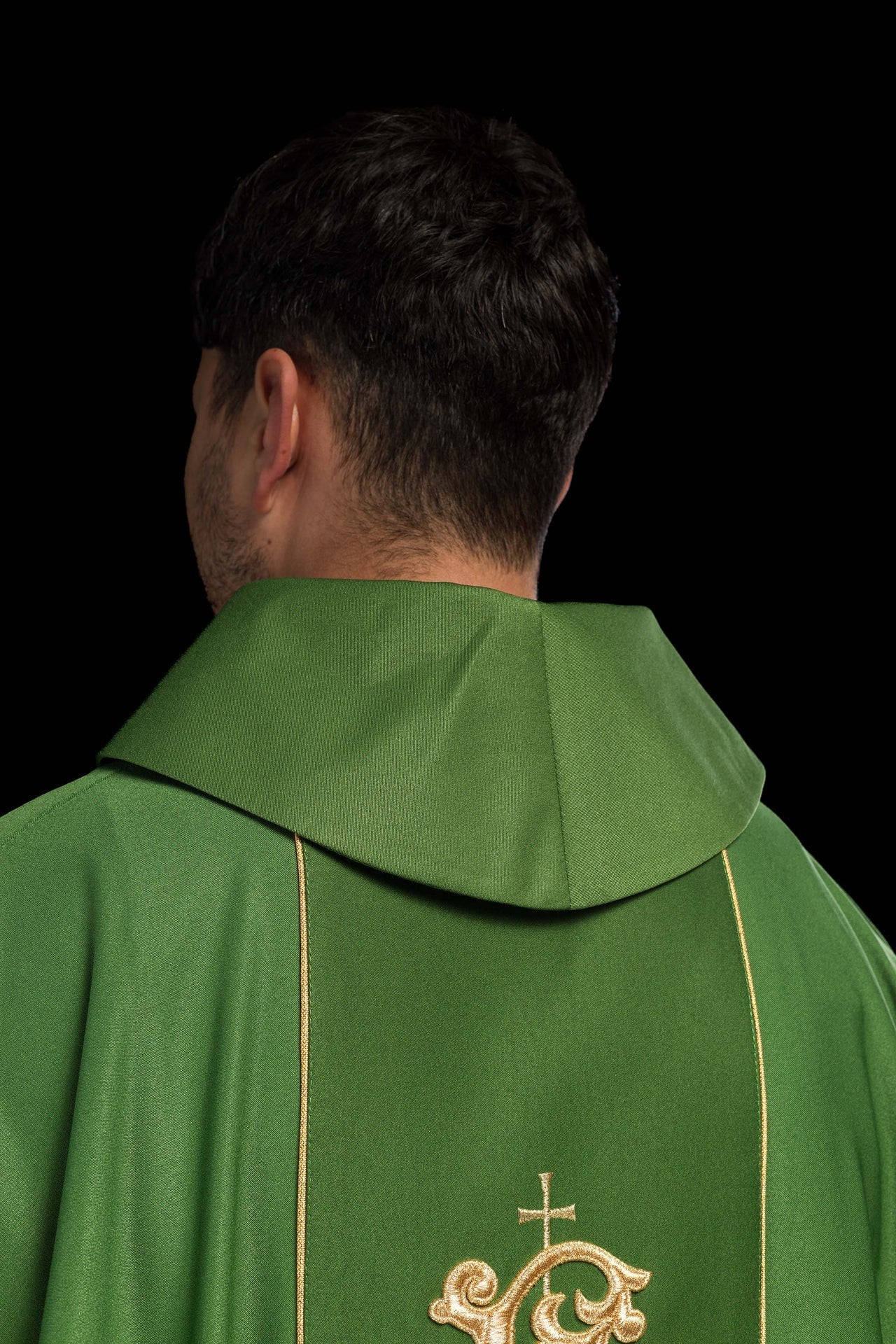 Ornat Zielony Liturgiczny z Haftowanym Pasem IHS - Polski Produkt - alba.pl