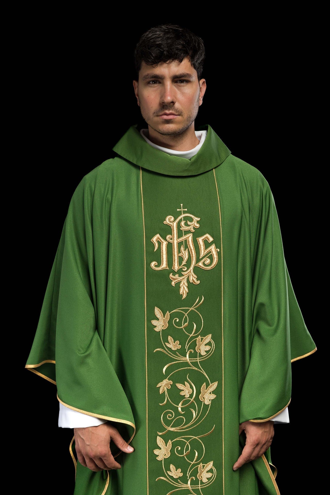 Ornat Zielony Liturgiczny z Haftowanym Pasem IHS - Polski Produkt - alba.pl