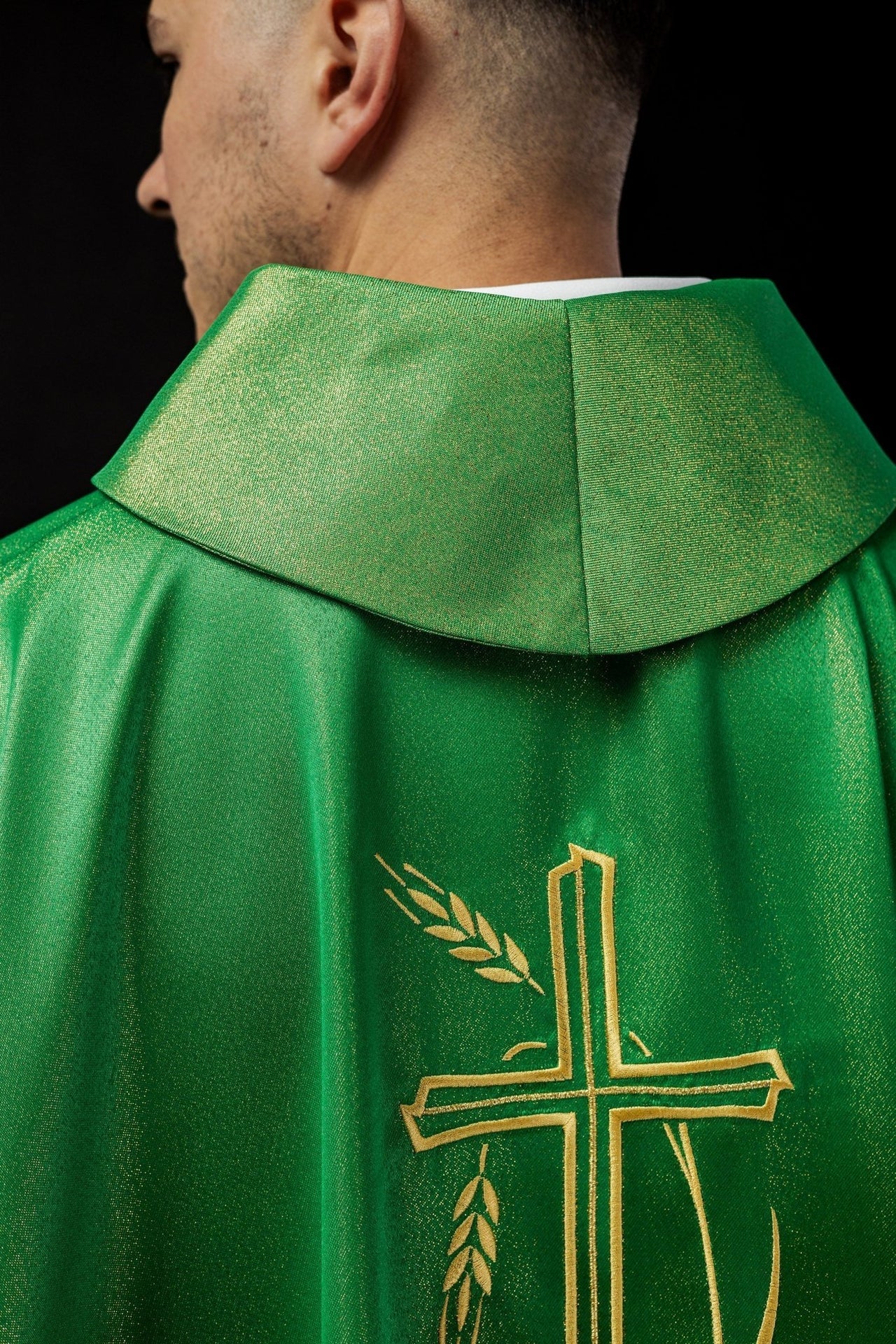 Ornat Zielony z Krzyżem i Kłosem - Polski Wyrób Liturgiczny - alba.pl