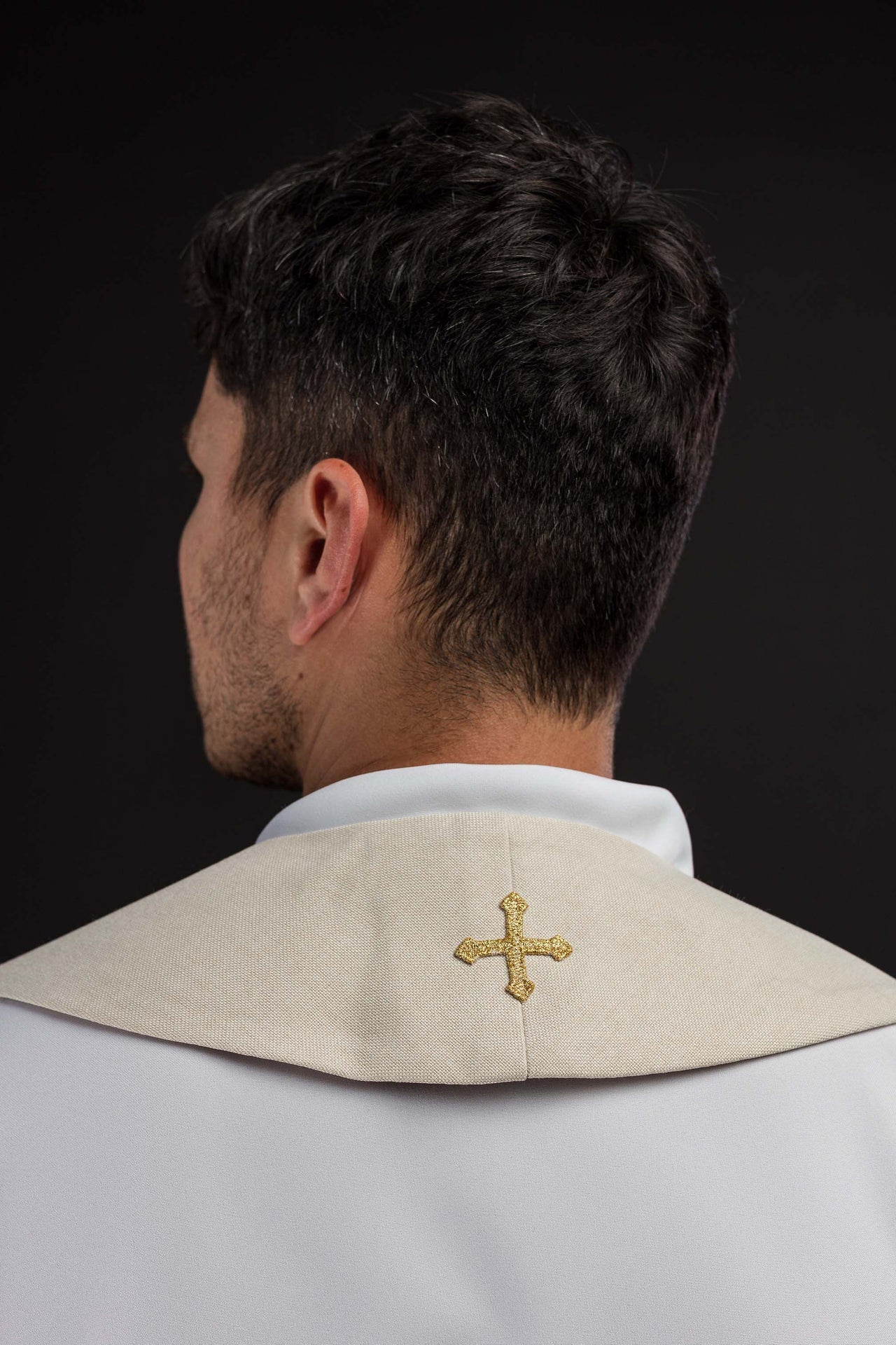 Stuła Aksamitna Haftowana IHS Ecru - Elegancka Liturgia - alba.pl